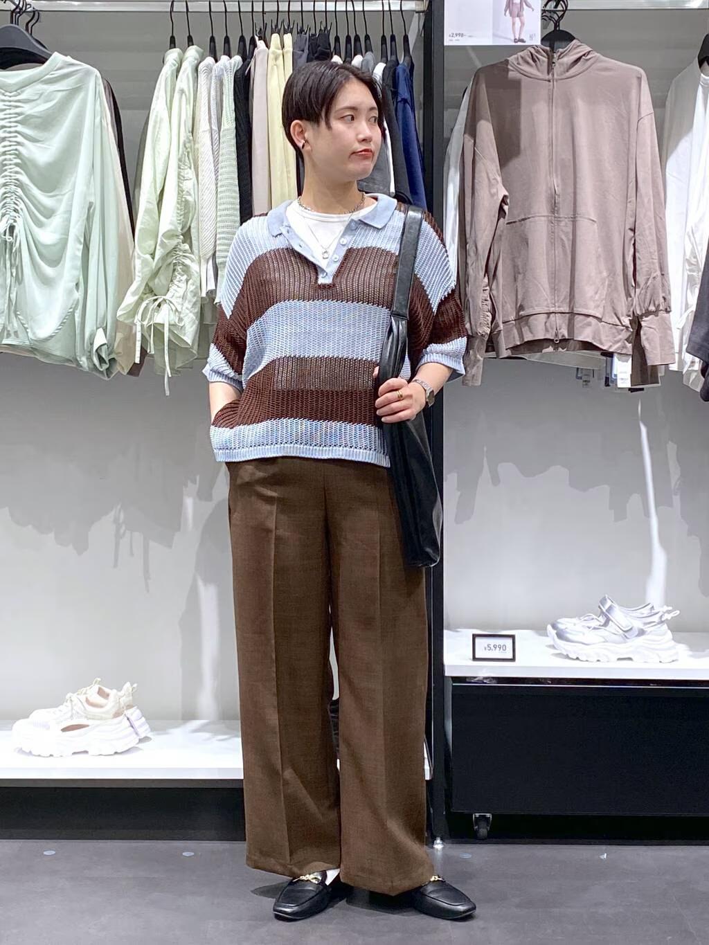 LAKOLEのラガーニットプルオーバーを使ったコーディネートを紹介します。｜Rakuten Fashion(楽天ファッション／旧楽天ブランドアベニュー)5582598