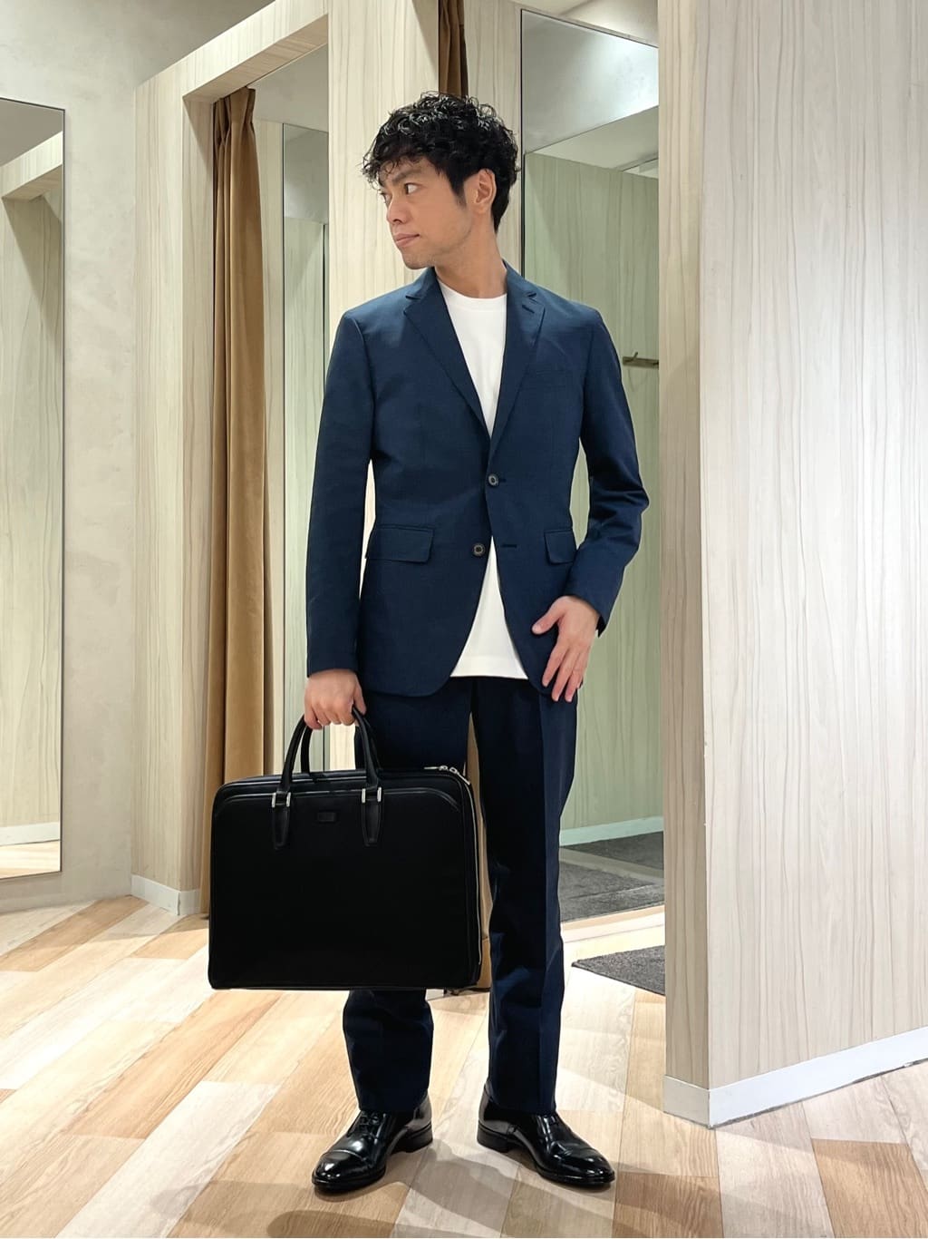 TAKEO KIKUCHIの【抗菌防臭】COOL DOTS(R)ドビープリント ジャケットを使ったコーディネートを紹介します。｜Rakuten Fashion(楽天ファッション／旧楽天ブランドアベニュー)5583015