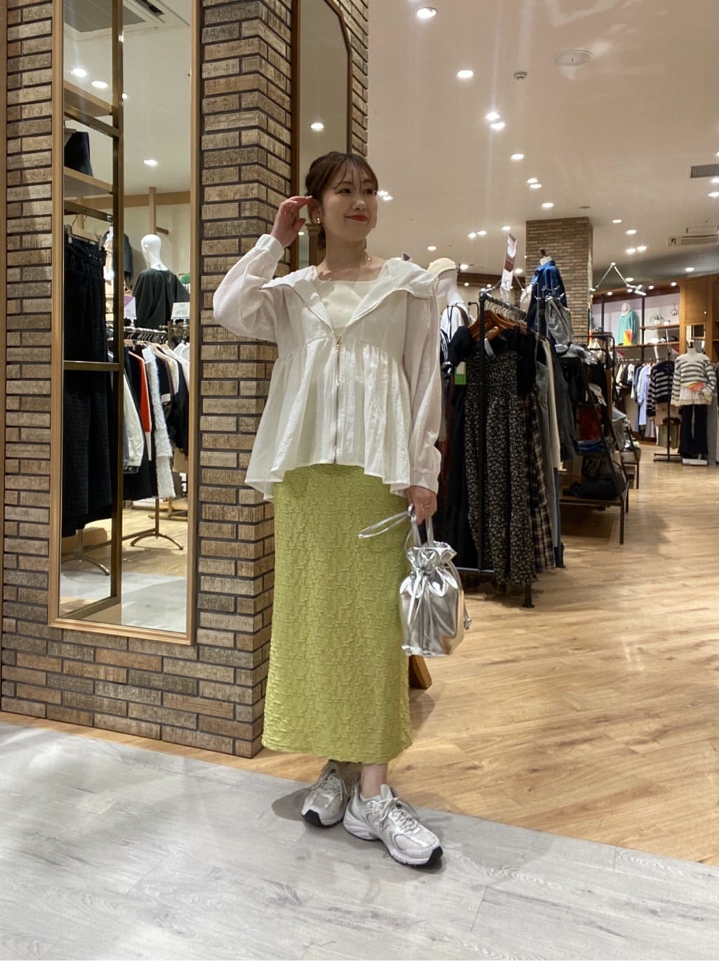 Chez toi | シアーペプラムブルゾン | Rakuten Fashion(楽天