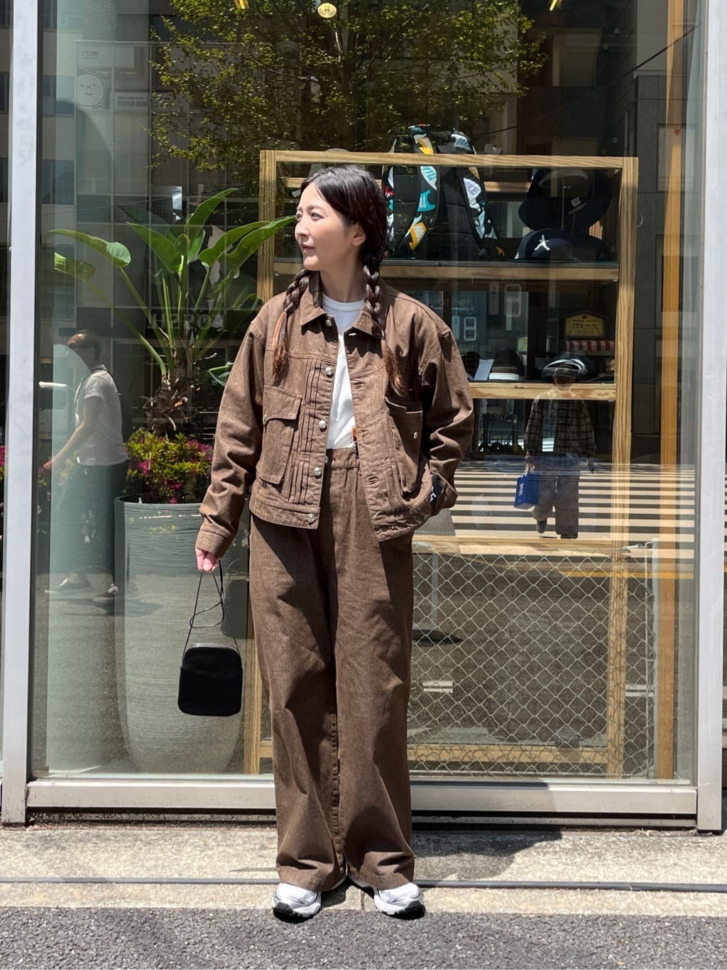 TAKEO KIKUCHIの【抗菌防臭/5サイズ展開】ハイゲージポンチ Tシャツを使ったコーディネートを紹介します。｜Rakuten Fashion(楽天ファッション／旧楽天ブランドアベニュー)5588503