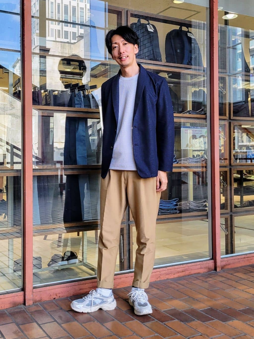 TAKEO KIKUCHIの【抗菌防臭】尾州リネンブレンド ドビーメッシュ カーディガンを使ったコーディネートを紹介します。｜Rakuten Fashion(楽天ファッション／旧楽天ブランドアベニュー)5593165