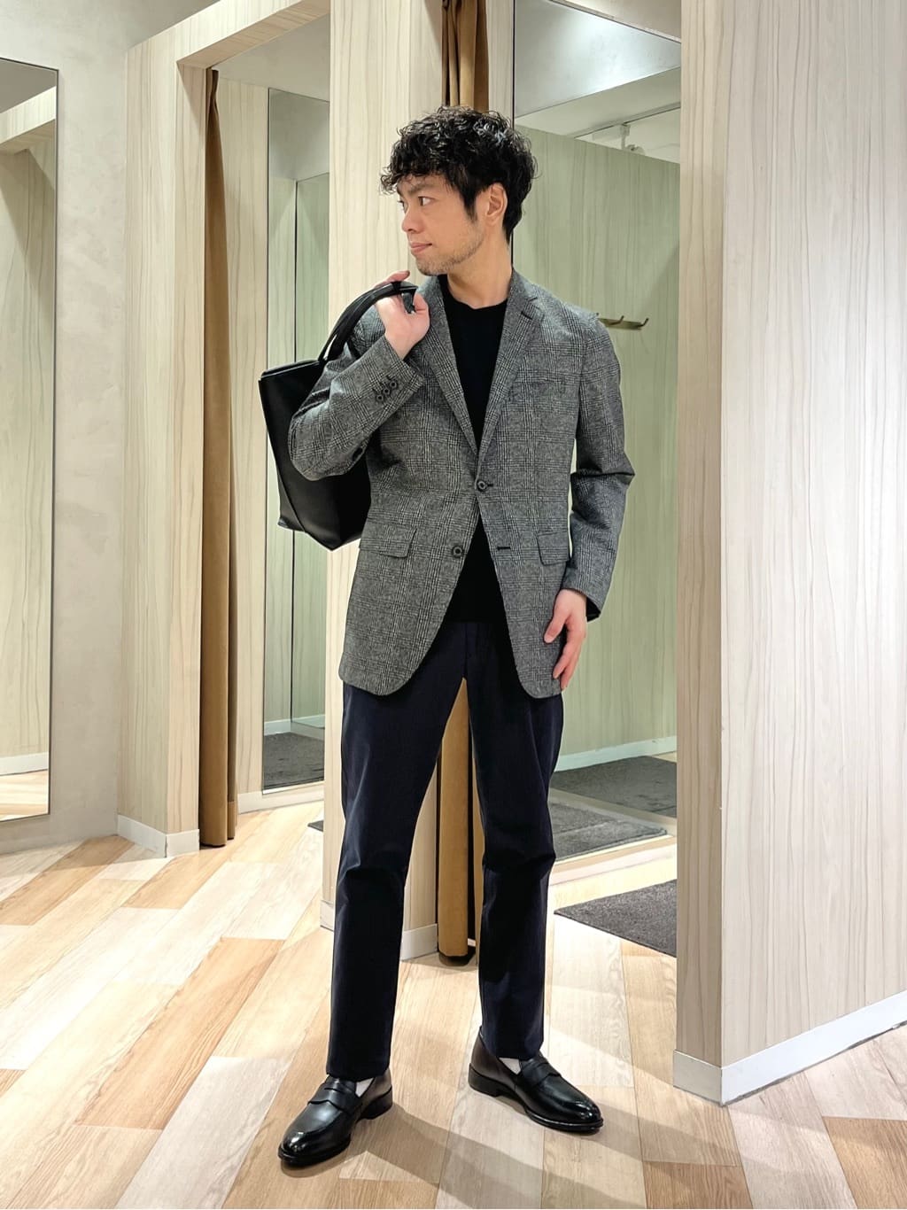 TAKEO KIKUCHIの【抗菌防臭】COOL DOTS(R)ドビープリント ジャケットを使ったコーディネートを紹介します。｜Rakuten Fashion(楽天ファッション／旧楽天ブランドアベニュー)5594080