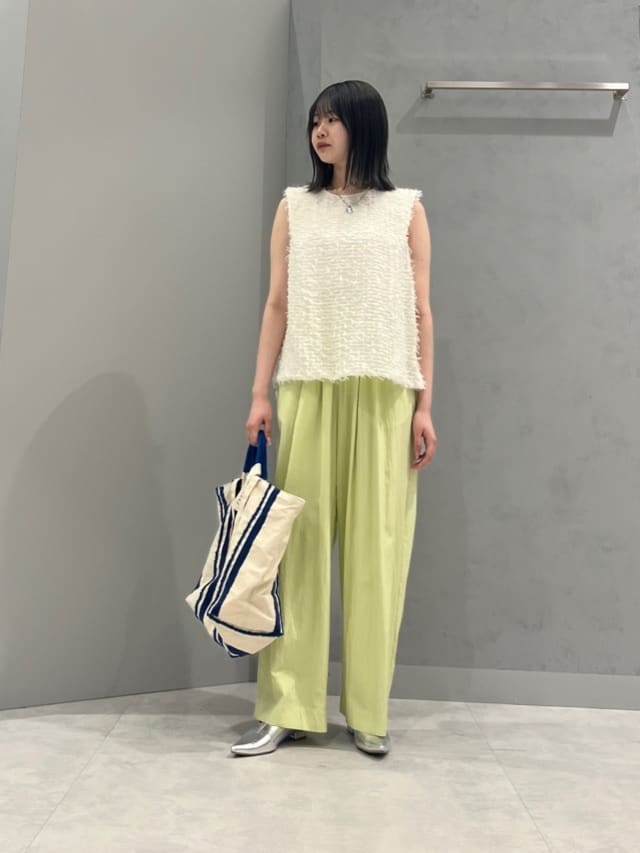 Vinの2WAYニットタンクトップを使ったコーディネートを紹介します。｜Rakuten Fashion(楽天ファッション／旧楽天ブランドアベニュー)5598221