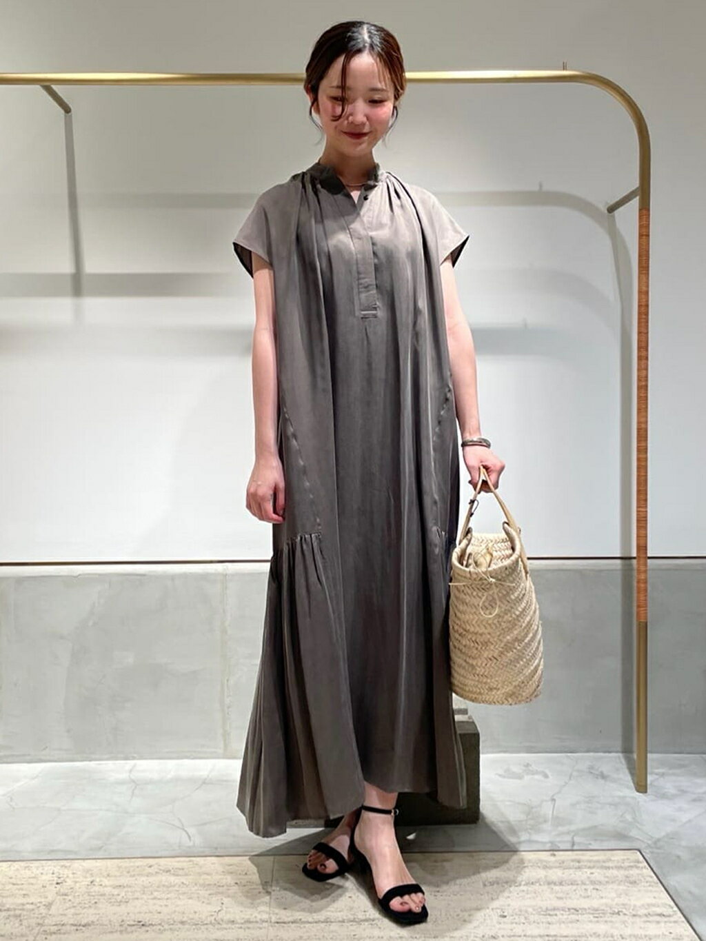 1er Arrondissementのメタルバングルを使ったコーディネートを紹介します。｜Rakuten Fashion(楽天ファッション／旧楽天ブランドアベニュー)5597119