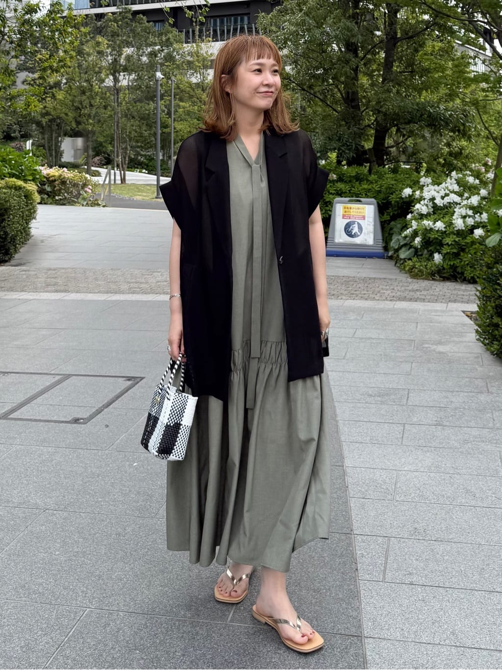 DOUX ARCHIVESのメッシュフレンチスリーブジャケットを使った