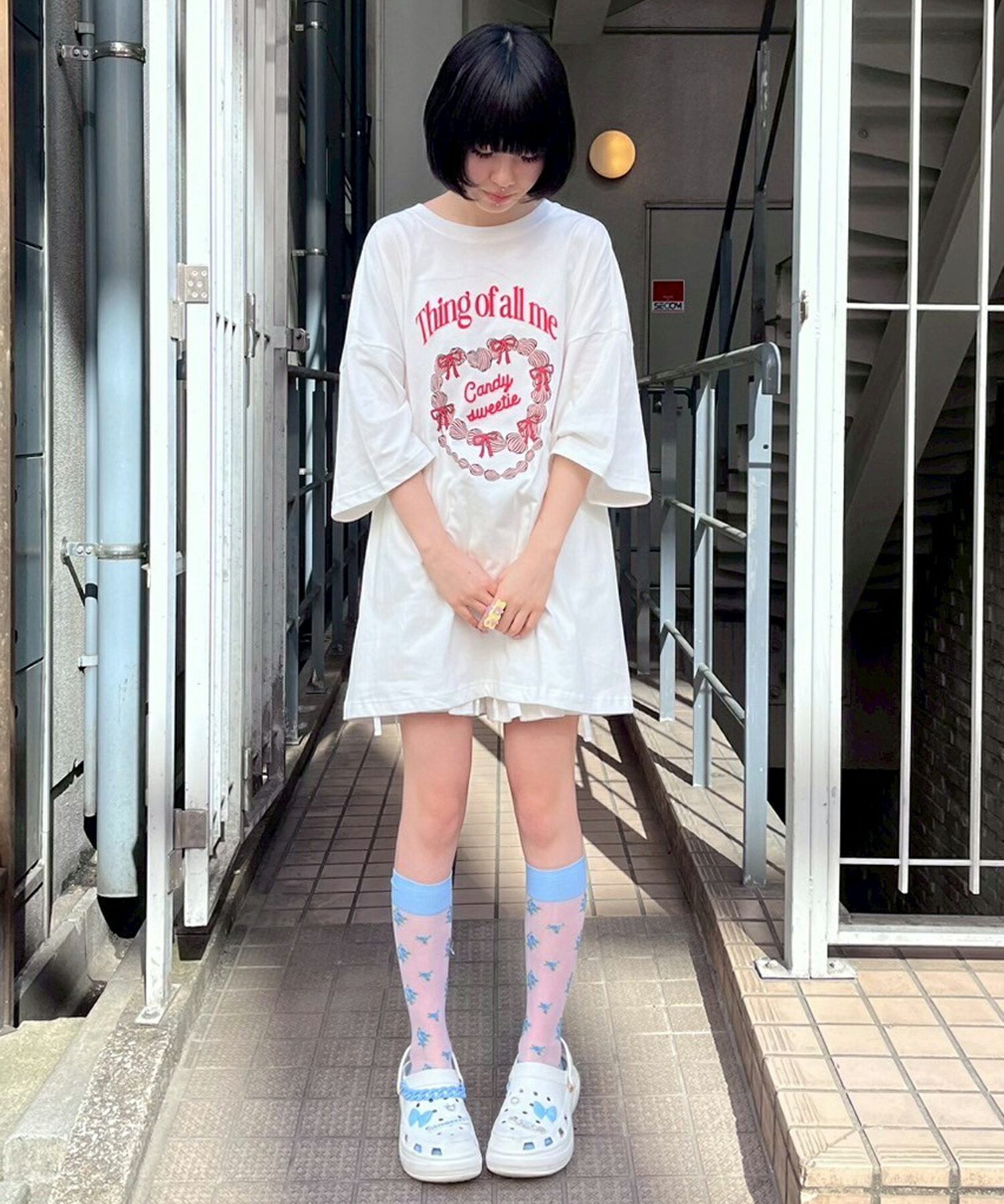 Candy StripperのCANDY SWEETIE BIG BIG TEEを使ったコーディネートを紹介します。｜Rakuten Fashion(楽天ファッション／旧楽天ブランドアベニュー)5616370