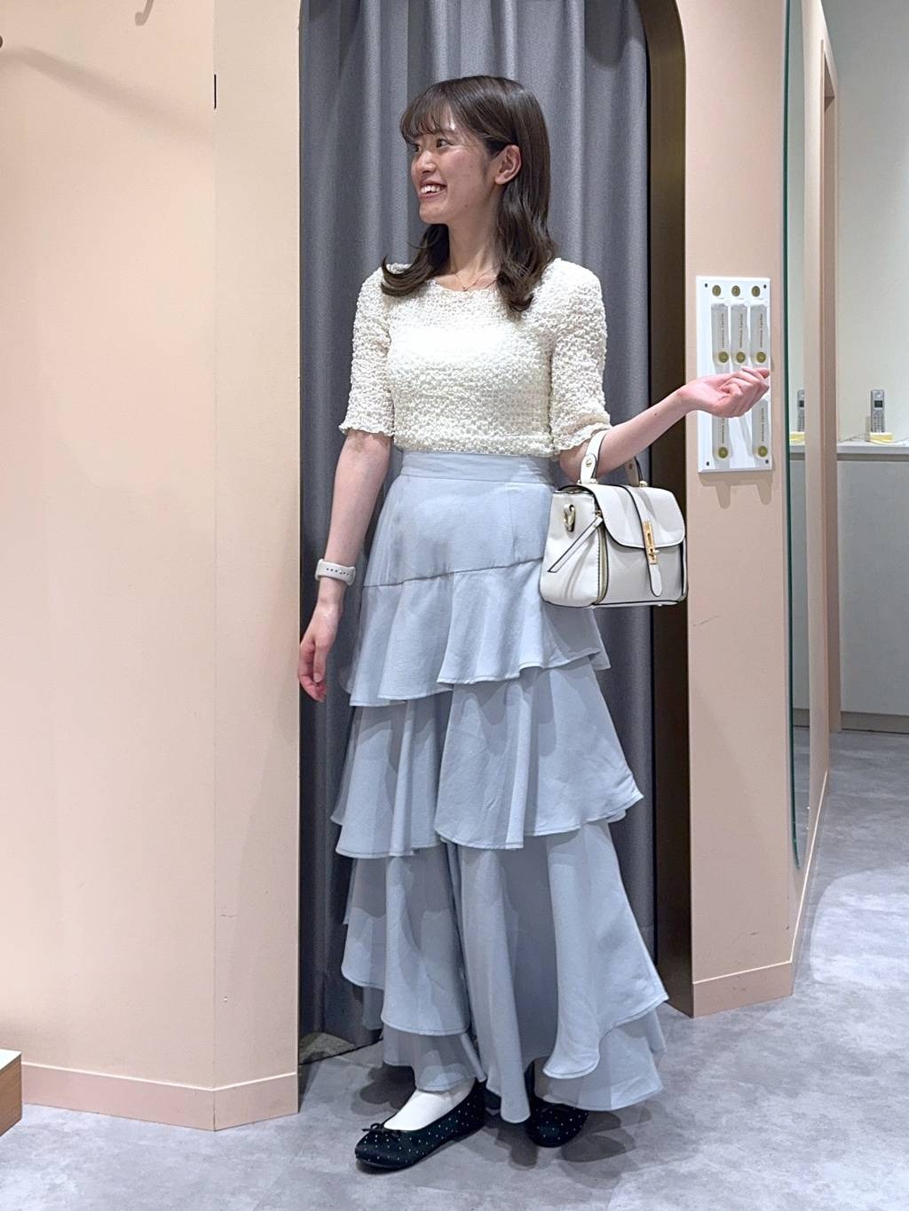 mysty womanのアシメティアードスカートライトを使ったコーディネートを紹介します。｜Rakuten Fashion(楽天ファッション／旧楽天ブランドアベニュー)5616393