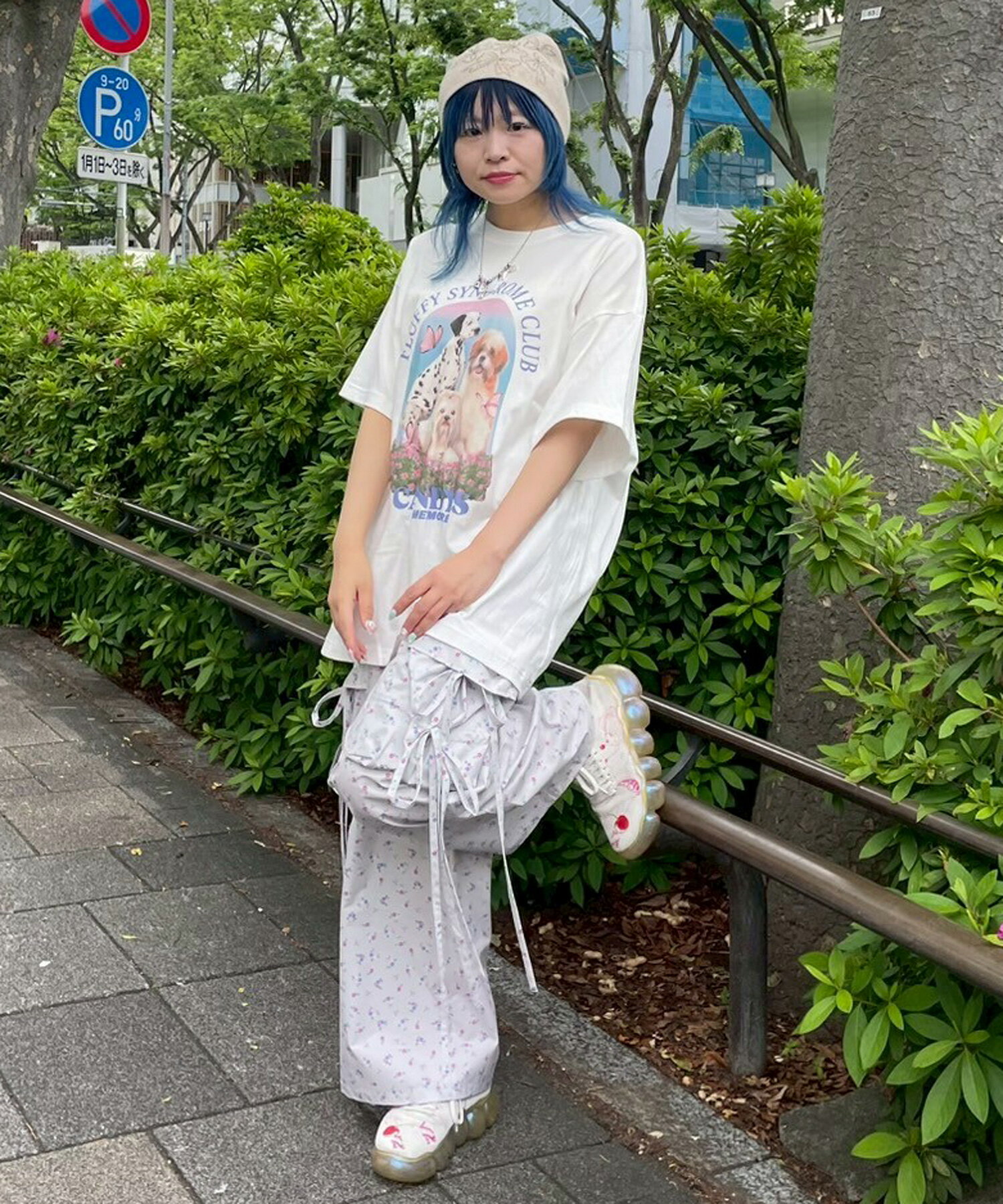 Candy StripperのFLUFFY CLUB BIG TEEを使ったコーディネートを紹介します。｜Rakuten Fashion(楽天ファッション／旧楽天ブランドアベニュー)5623784