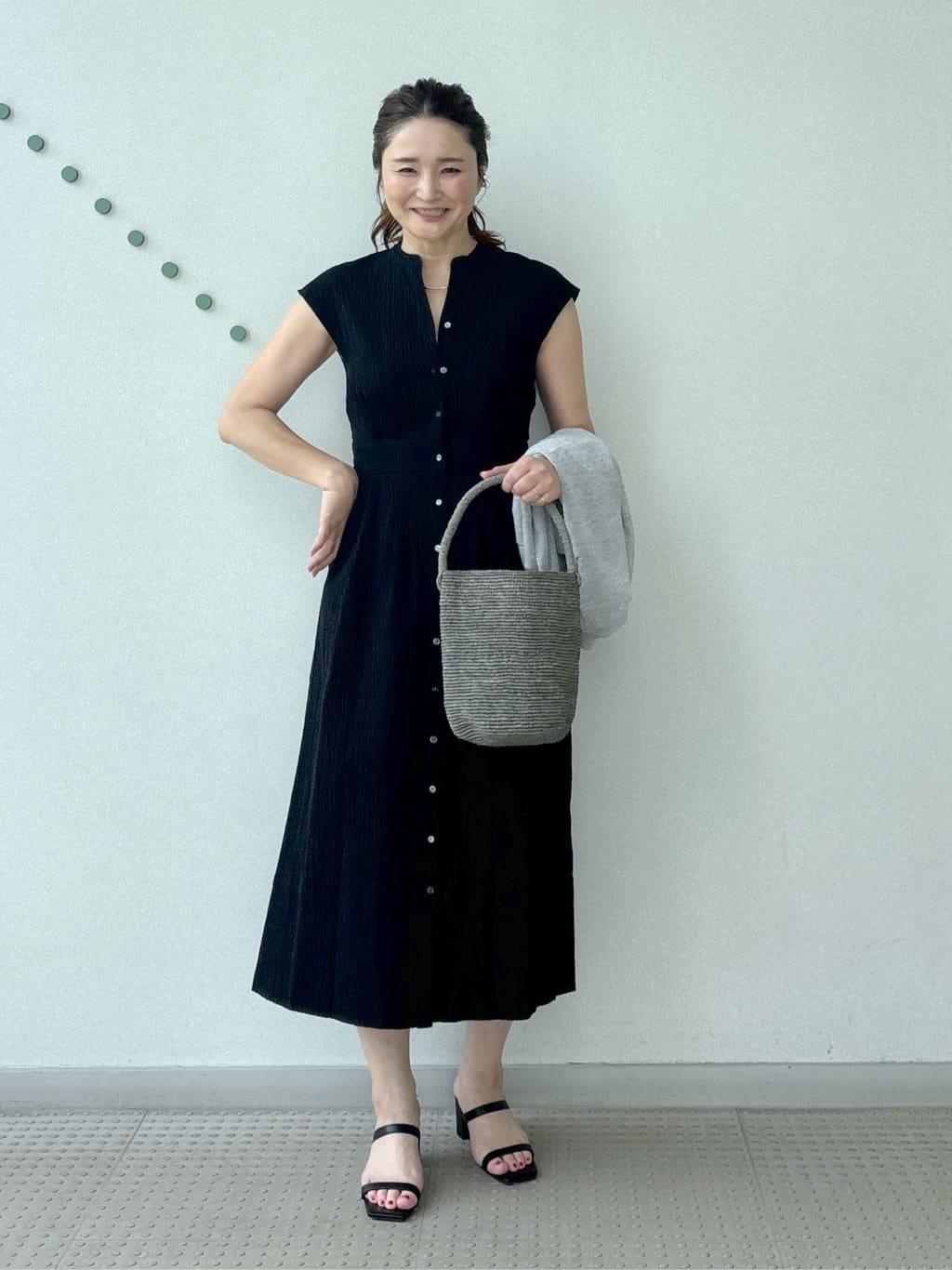 DRESSTERIORの【ポケットあり/後ろウエストゴム】フレンチスリーブ