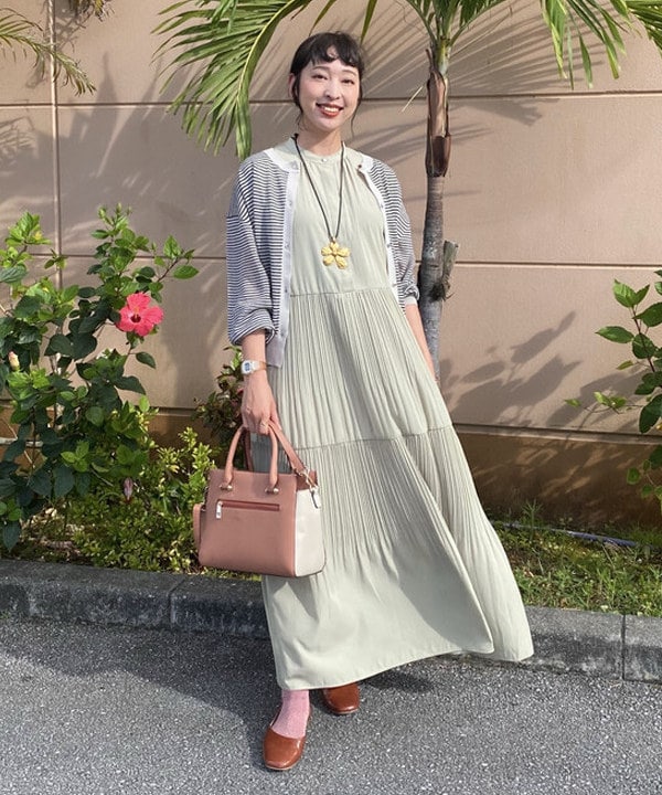 BEAMS HEARTのシアーボーダー 2WAY カーディガン(手洗い可能)を使ったコーディネートを紹介します。｜Rakuten Fashion(楽天ファッション／旧楽天ブランドアベニュー)5629847