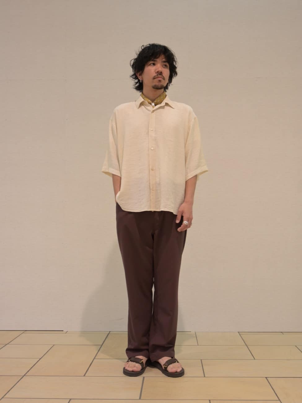 417 EDIFICEのコーディネートを紹介します。｜Rakuten Fashion(楽天ファッション／旧楽天ブランドアベニュー)5631487
