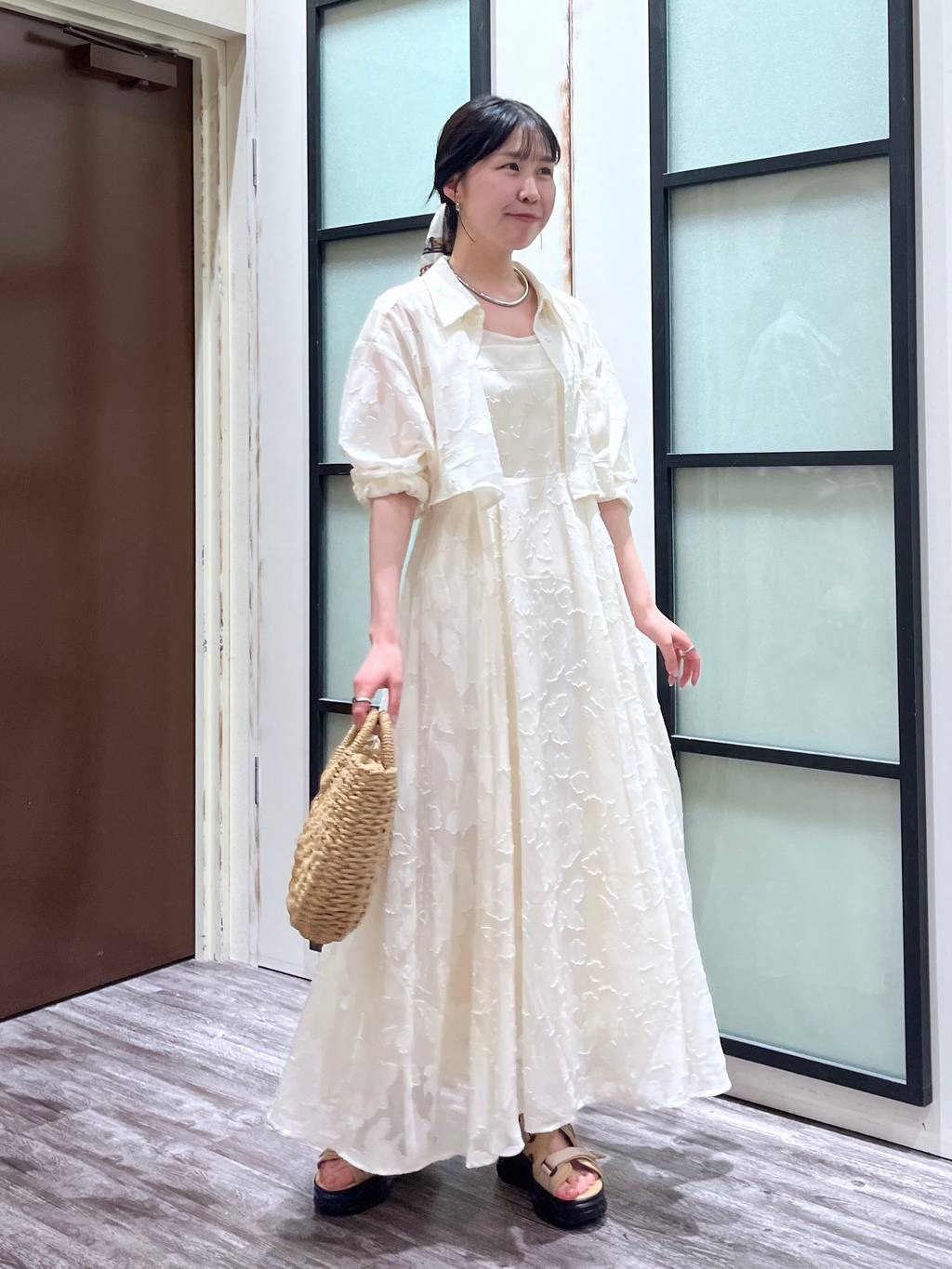 mysty womanのベルクロスニーカーサンダルを使ったコーディネートを紹介します。｜Rakuten Fashion(楽天ファッション／旧楽天ブランドアベニュー)5641903