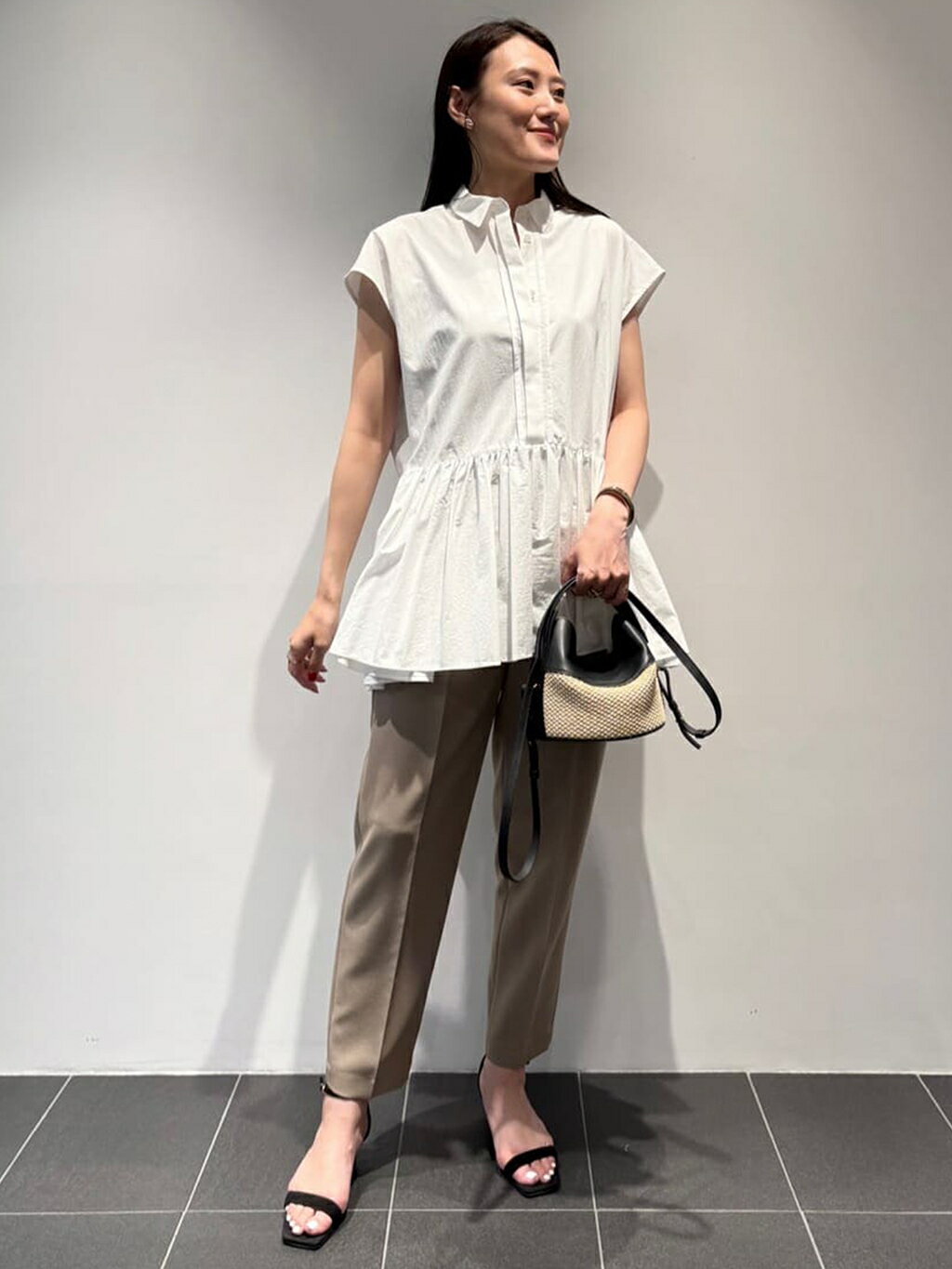 1er Arrondissementのタイプライターティアードブラウスを使ったコーディネートを紹介します。｜Rakuten Fashion(楽天ファッション／旧楽天ブランドアベニュー)5652544