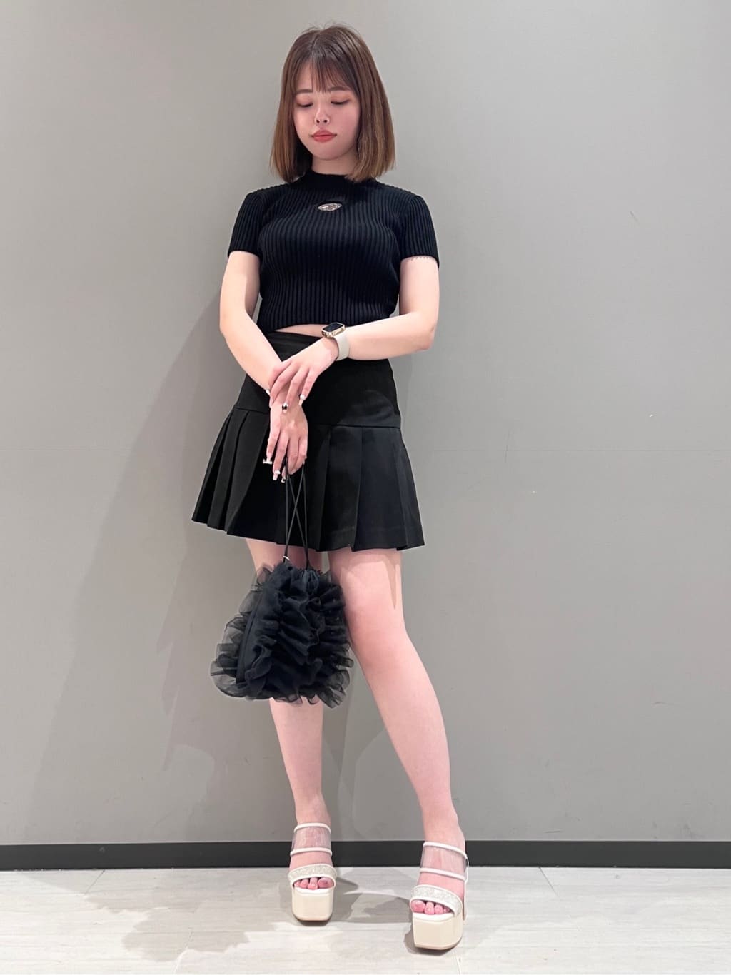 ESPERANZAの【ラク盛り/サンダル】リピーター続出/脚長美脚 ミュールサンダルを使ったコーディネートを紹介します。｜Rakuten Fashion(楽天ファッション／旧楽天ブランドアベニュー)5654696