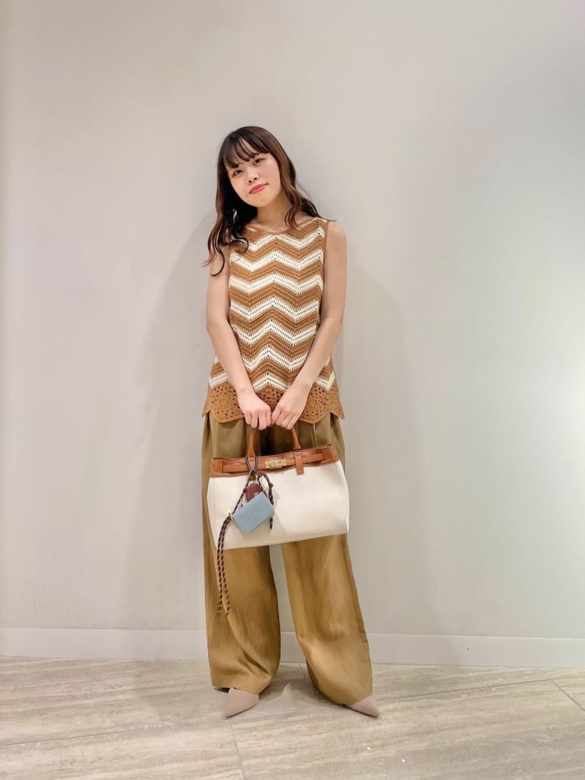 Vinのシェブロン柄クロシェプルオーバーを使ったコーディネートを紹介します。｜Rakuten Fashion(楽天ファッション／旧楽天ブランドアベニュー)5658493