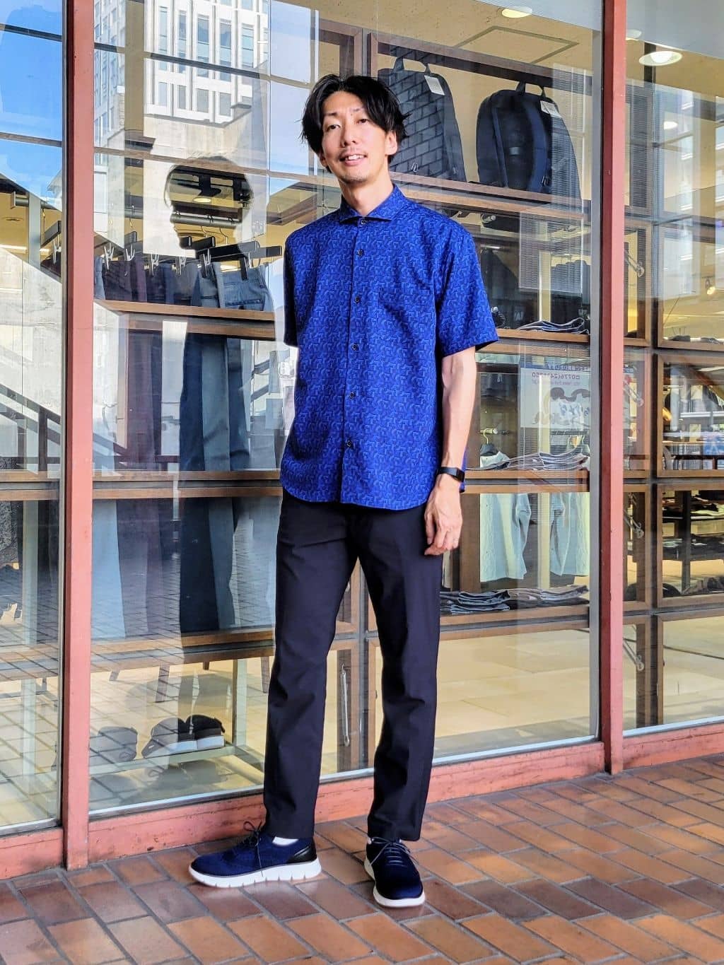 TAKEO KIKUCHIのマイクロパズル柄 半袖シャツを使ったコーディネートを紹介します。｜Rakuten Fashion(楽天ファッション／旧楽天ブランドアベニュー)5658824