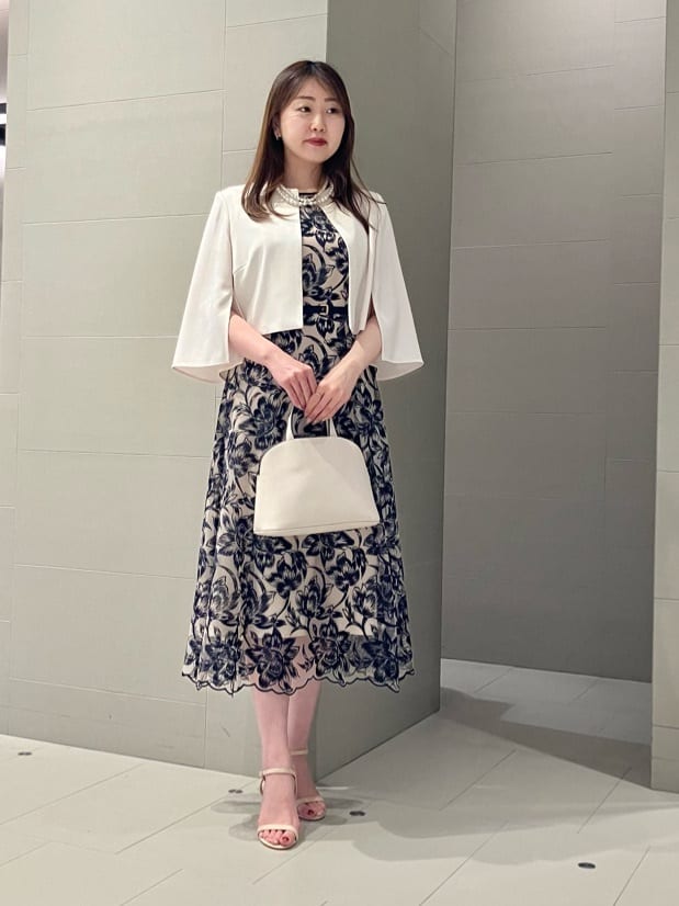 ANAYI | アートフラワーエンブロイダリーワンピース | Rakuten Fashion