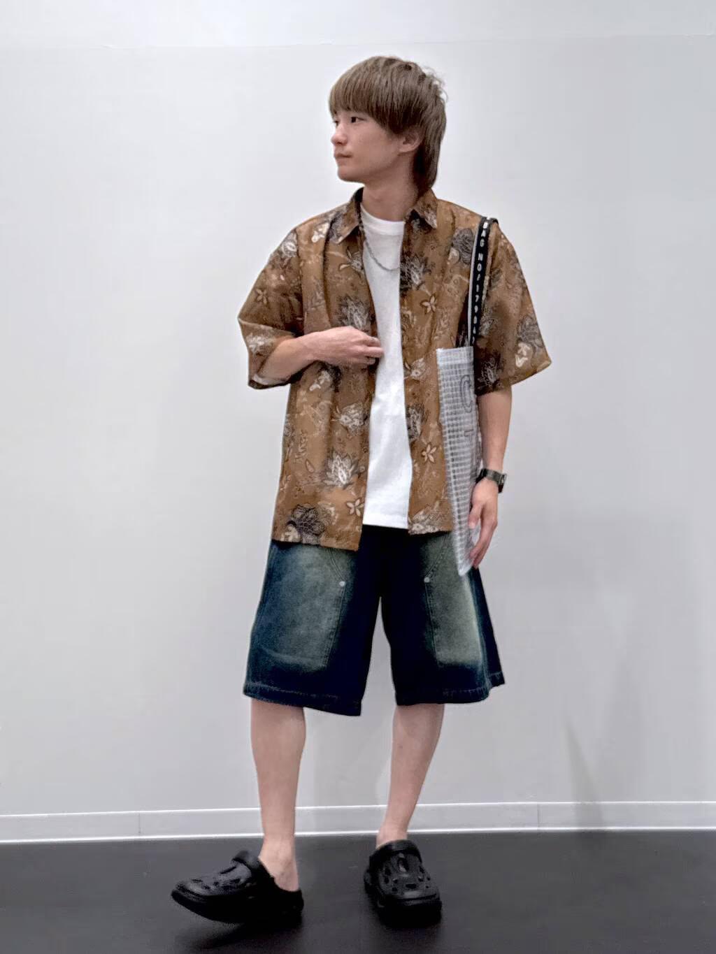 LAKOLEのメッシュペイズリーシャツ半袖を使ったコーディネートを紹介します。｜Rakuten Fashion(楽天ファッション／旧楽天ブランドアベニュー)5672573