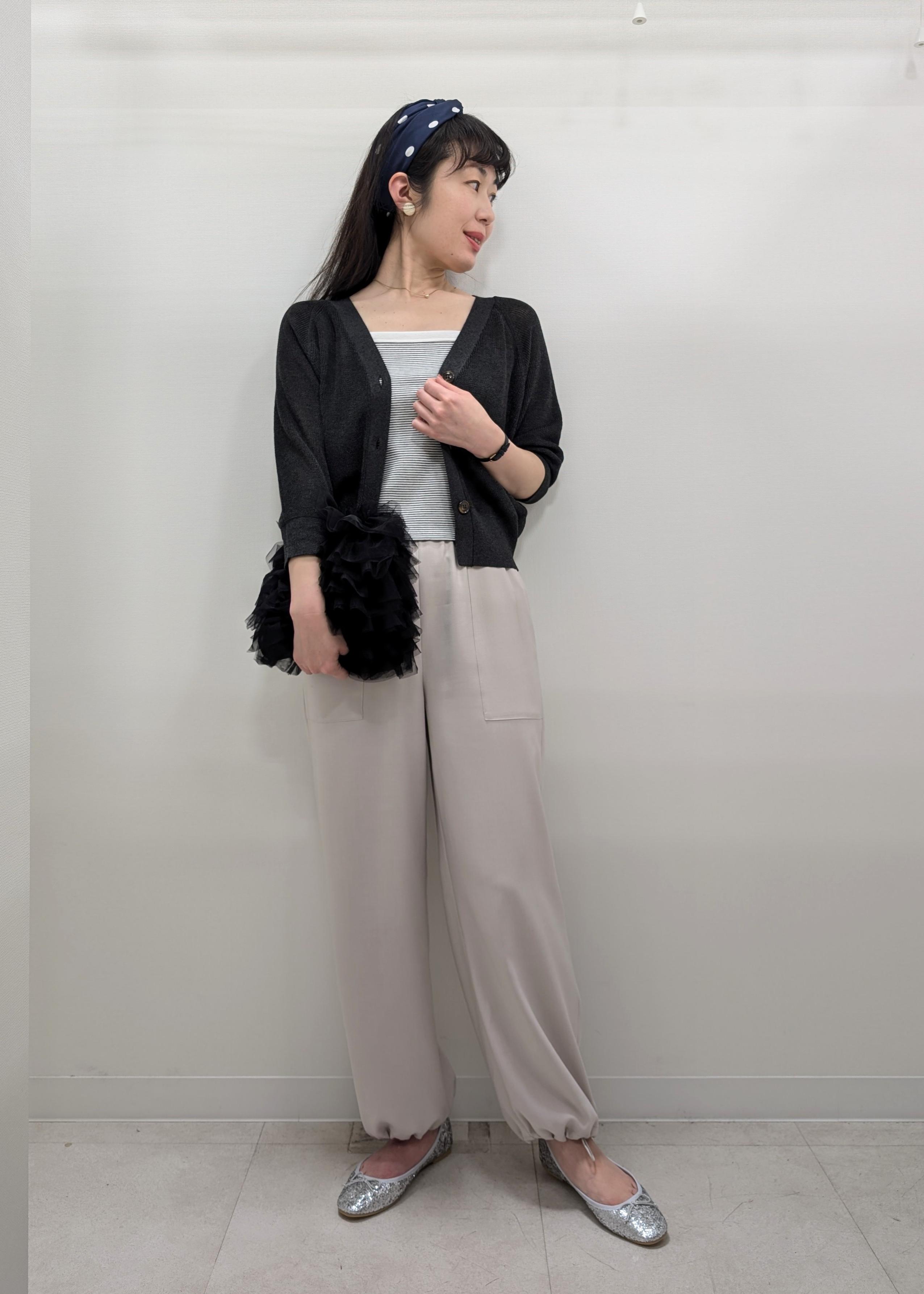 ROPE' PICNICのLEVITA片畔ニットカーディガンを使ったコーディネートを紹介します。｜Rakuten Fashion(楽天ファッション／旧楽天ブランドアベニュー)5696827