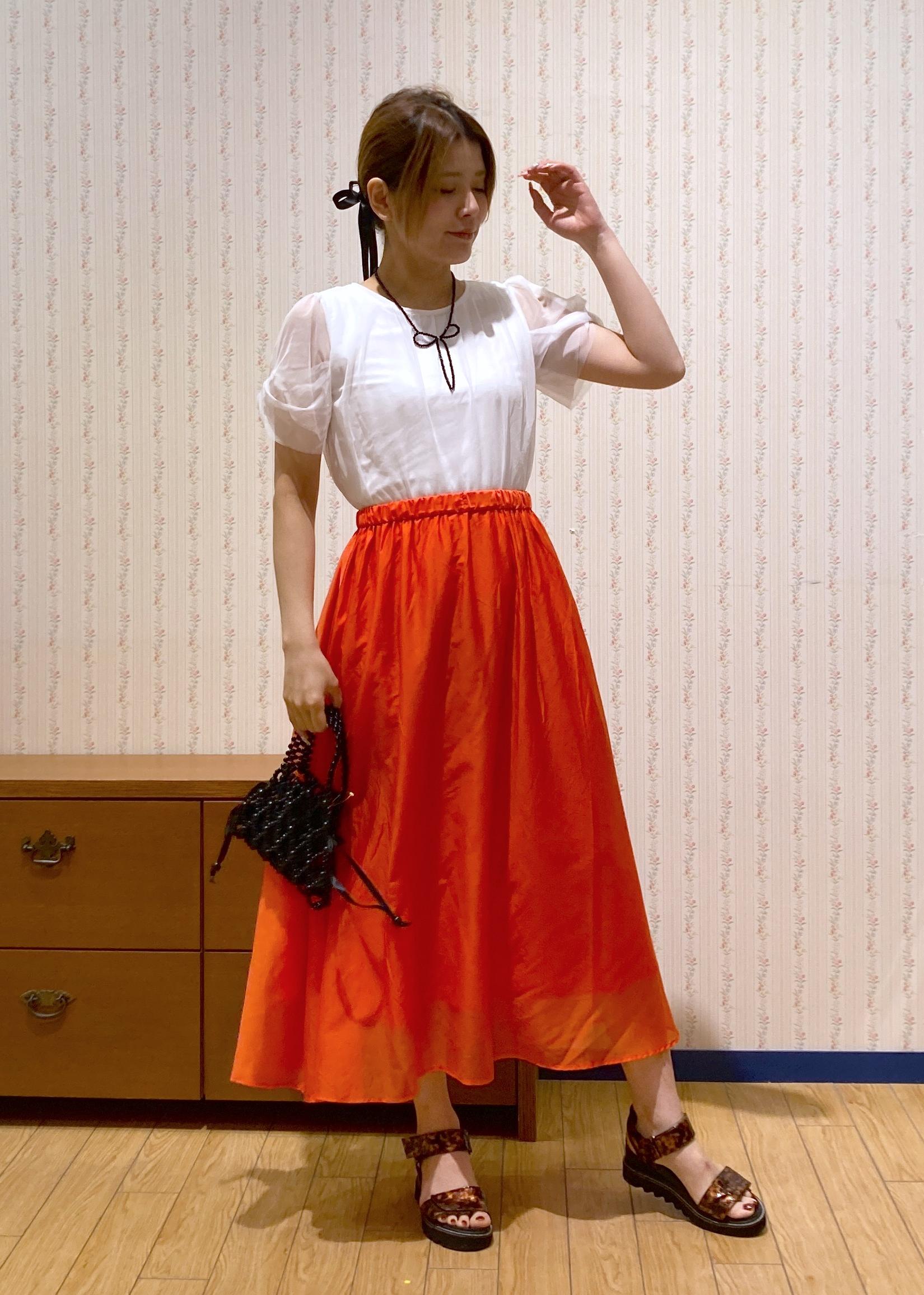 ROPE' PICNICのCutee チュールドッキングツイストスリーブトップス/リンクコーデを使ったコーディネートを紹介します。｜Rakuten Fashion(楽天ファッション／旧楽天ブランドアベニュー)5696914