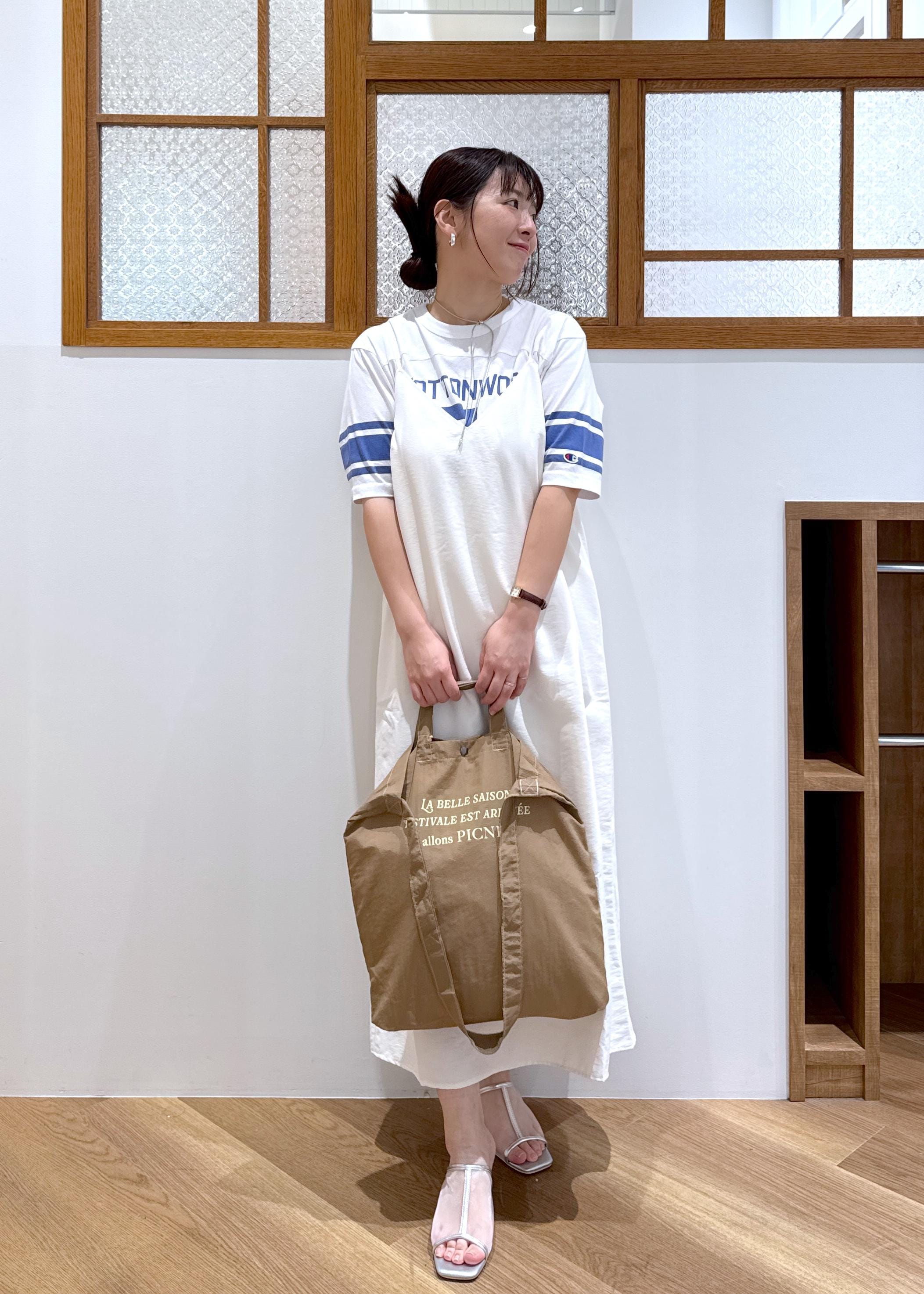 ROPE' PICNICの【Champion/チャンピオン】SHORT SLEEVE_FOOTBALL T-SHIRTを使ったコーディネートを紹介します。｜Rakuten Fashion(楽天ファッション／旧楽天ブランドアベニュー)5696905