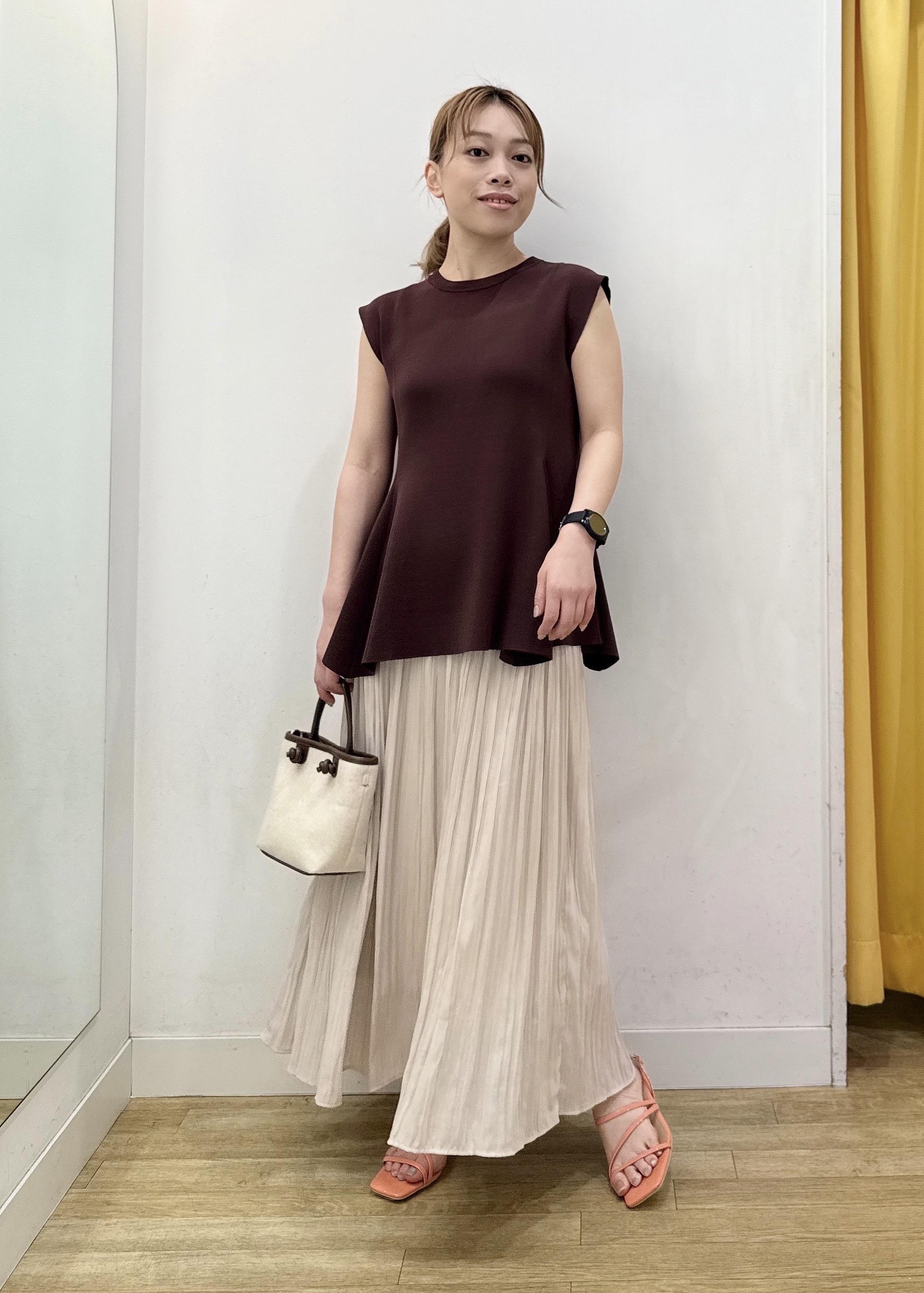 ROPE' PICNICの【洗濯機OK・アンチピリング】八方映えニット ペプラムニットプルオーバーを使ったコーディネートを紹介します。｜Rakuten Fashion(楽天ファッション／旧楽天ブランドアベニュー)5718061
