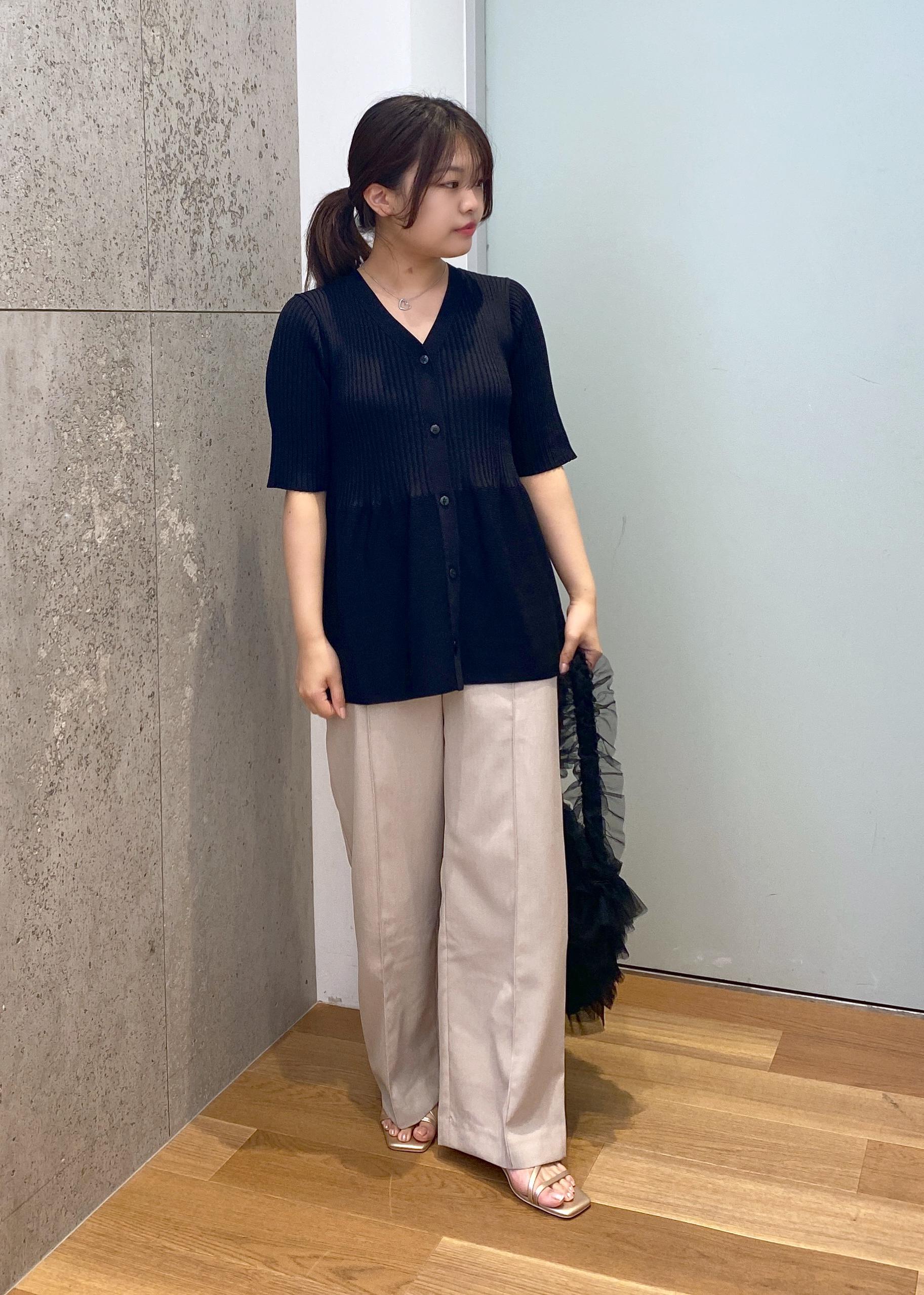 ROPE' PICNICの5分袖ペプラムカーディガンを使ったコーディネートを紹介します。｜Rakuten Fashion(楽天ファッション／旧楽天ブランドアベニュー)5861032