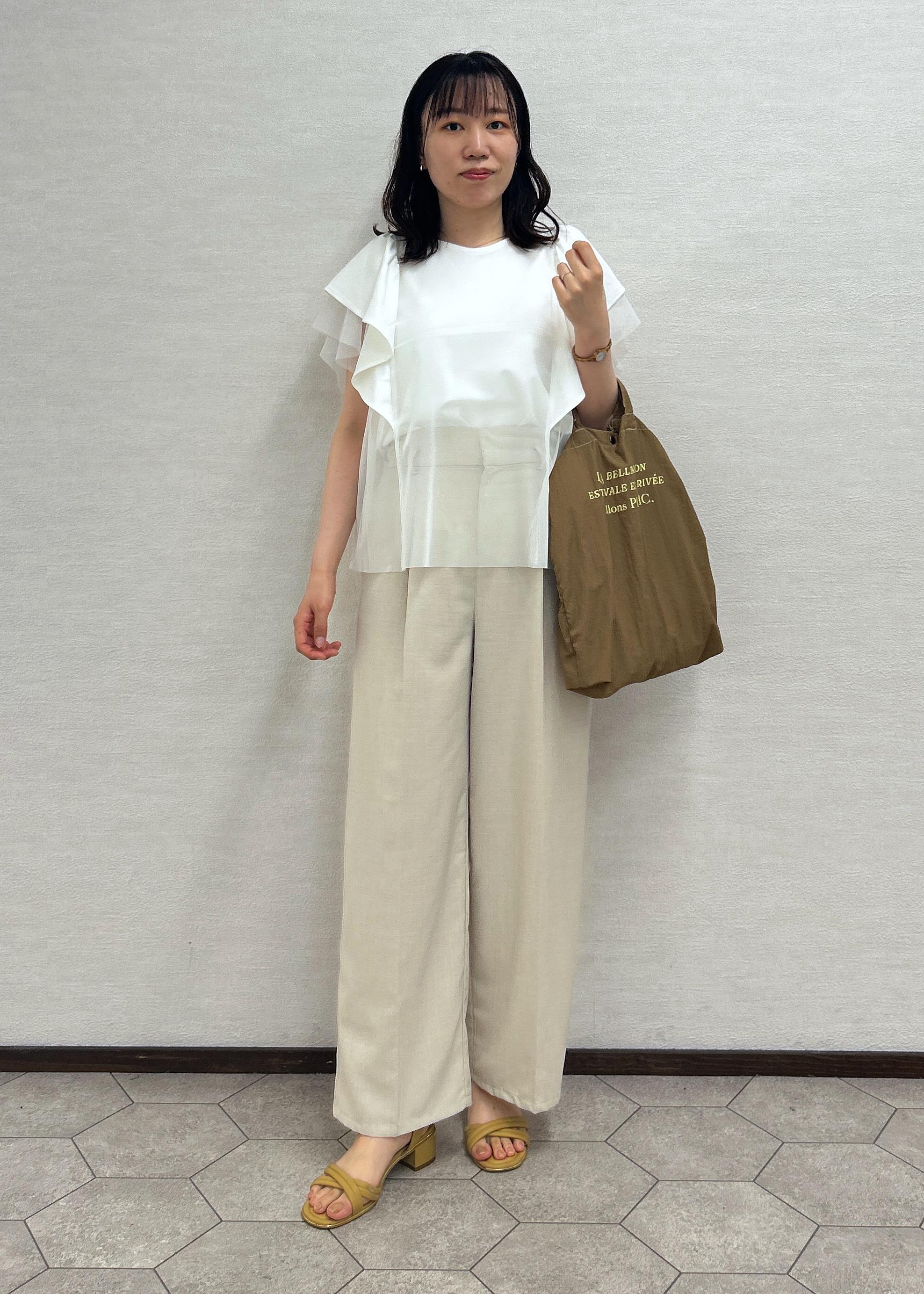 ROPE' PICNICの【UVカット・接触冷感】Cutee チュールレイヤード風フリルトップスを使ったコーディネートを紹介します。｜Rakuten Fashion(楽天ファッション／旧楽天ブランドアベニュー)5861338