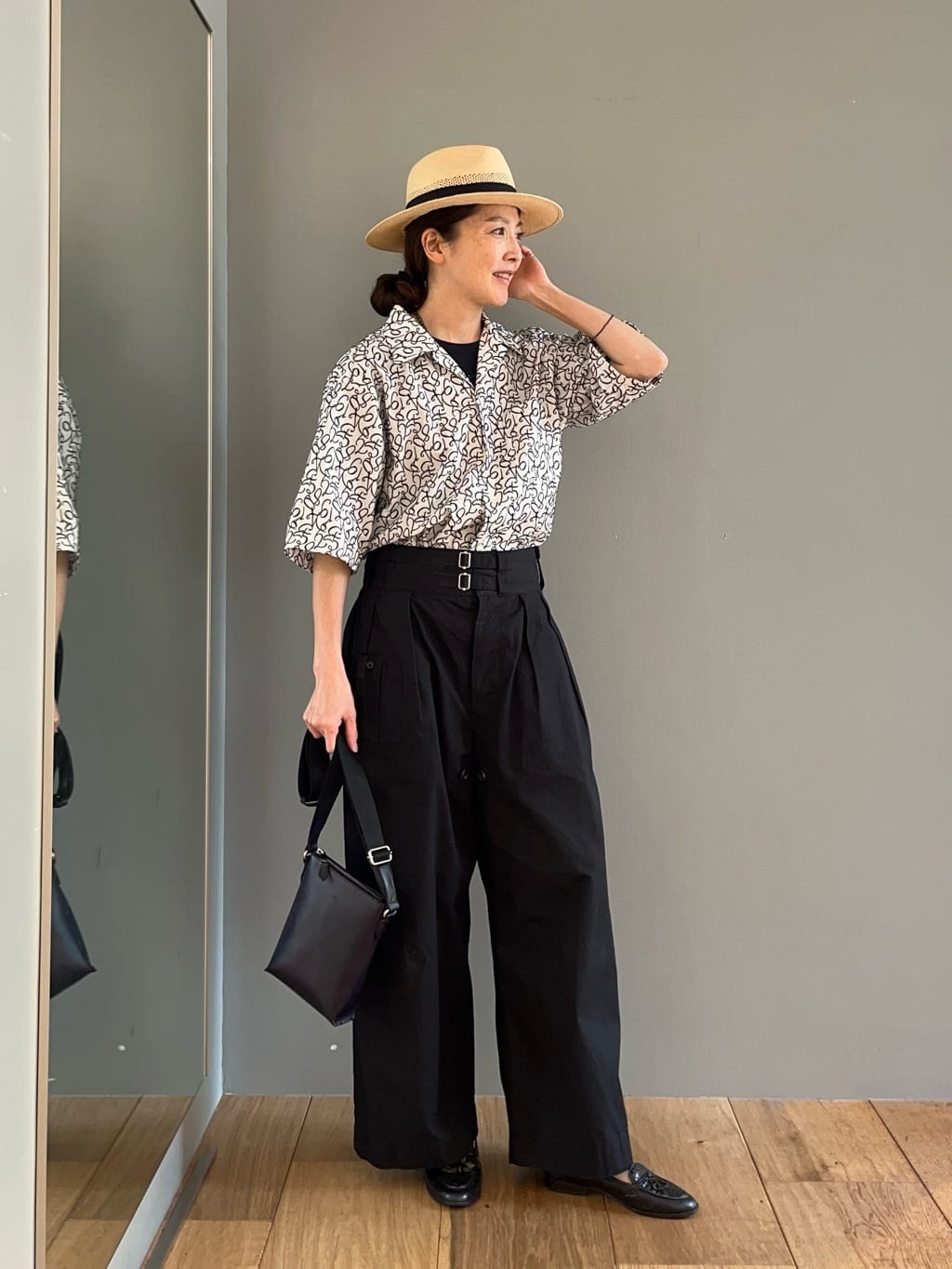 TAKEO KIKUCHIのマンテルチェーンネックレスを使ったコーディネートを紹介します。｜Rakuten Fashion(楽天ファッション／旧楽天ブランドアベニュー)5684666