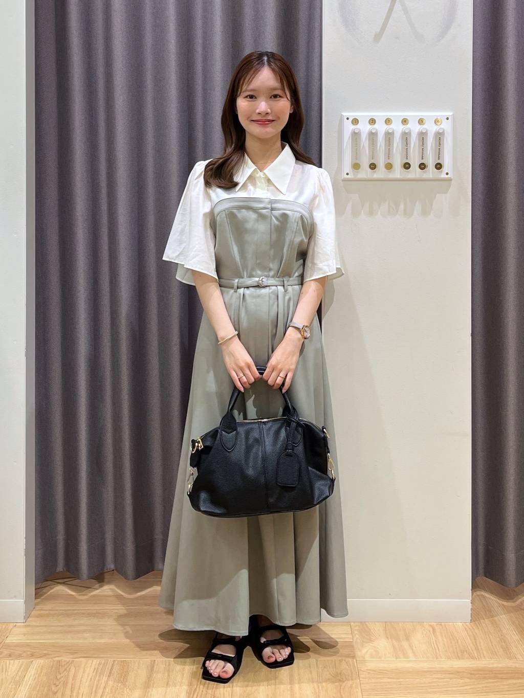 mysty womanのダブルリボンサテンミュールを使ったコーディネートを紹介します。｜Rakuten Fashion(楽天ファッション／旧楽天ブランドアベニュー)5685567
