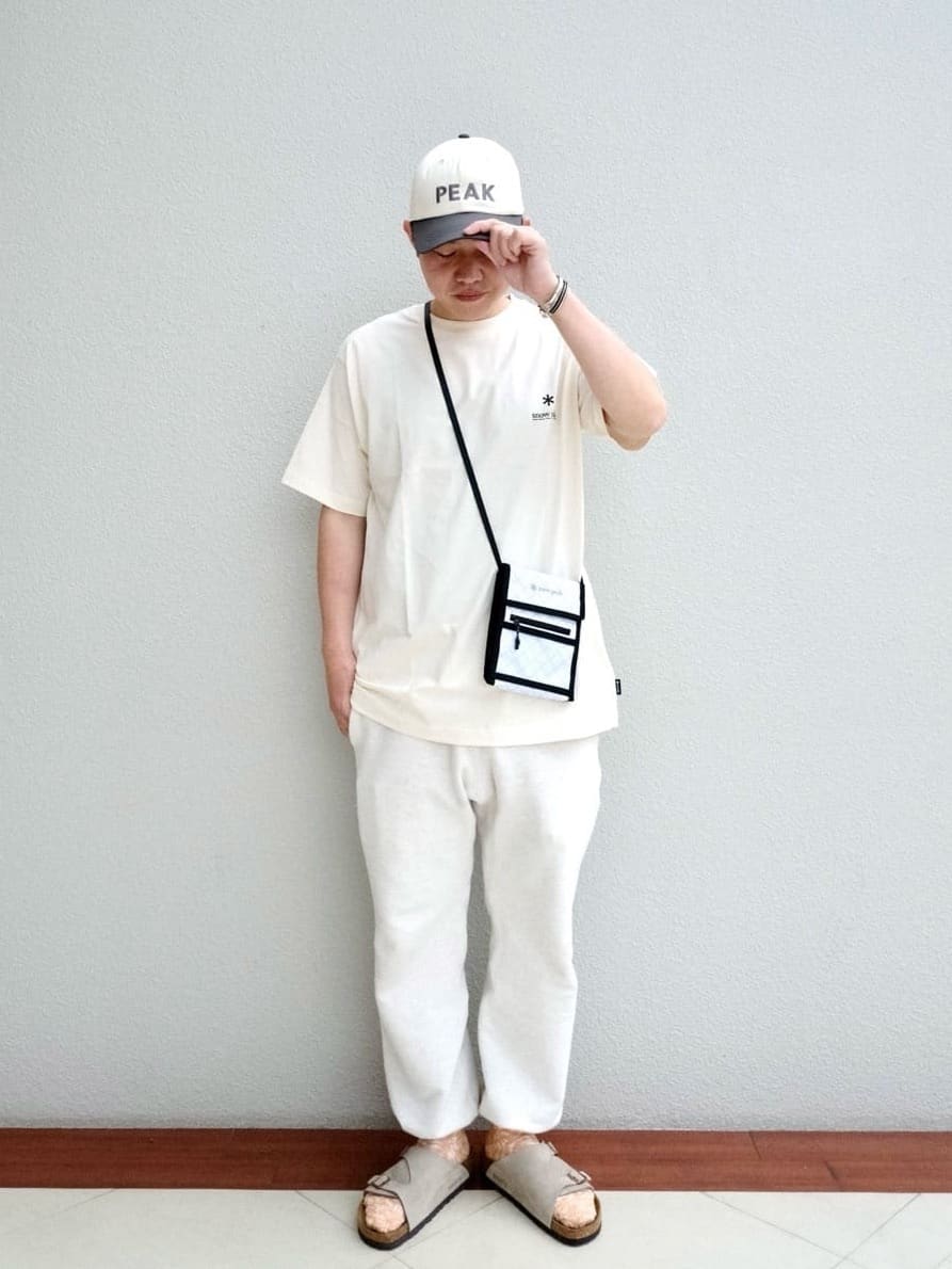 Snow PeakのPEAK SNOW Graphic Capを使ったコーディネートを紹介します。｜Rakuten Fashion(楽天ファッション／旧楽天ブランドアベニュー)5694336