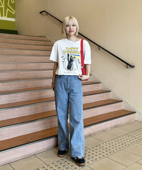 BEAMS HEARTの【EXCLUSIVE】ハッピーハンバーグ キャットビーム Tシャツを使ったコーディネートを紹介します。｜Rakuten Fashion(楽天ファッション／旧楽天ブランドアベニュー)5696276