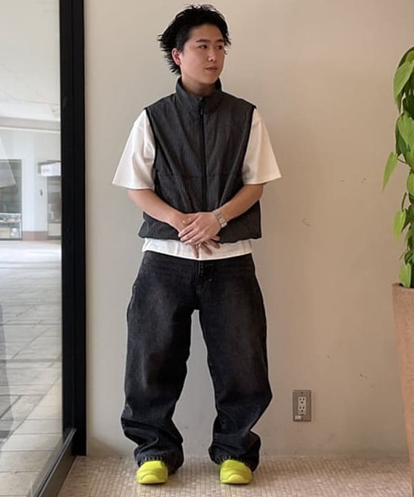 BEAMS HEARTのブラスト シーム バギーデニムパンツを使ったコーディネートを紹介します。｜Rakuten Fashion(楽天ファッション／旧楽天ブランドアベニュー)5698703