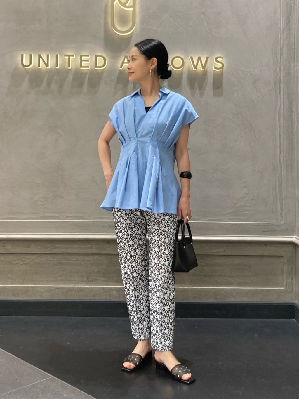 UNITED ARROWS LTD. OUTLET | シャイニー エンブロイダリー フラワー