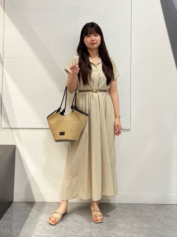 Vinのサッカーストライプスキッパーワンピースを使ったコーディネートを紹介します。｜Rakuten Fashion(楽天ファッション／旧楽天ブランドアベニュー)5700949