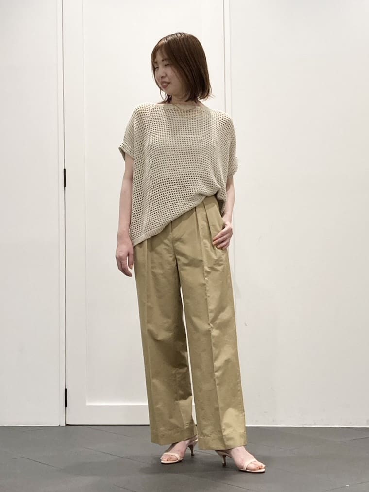 1er Arrondissementの【新型】サテンキャミソールを使ったコーディネートを紹介します。｜Rakuten Fashion(楽天ファッション／旧楽天ブランドアベニュー)5707687