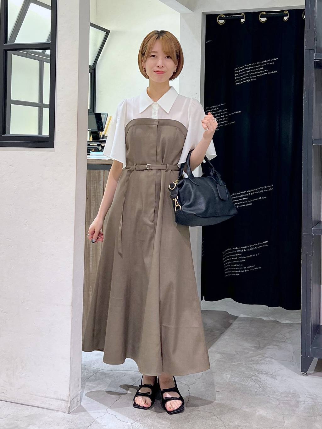 mysty womanのミドルボストンBAGを使ったコーディネートを紹介します。｜Rakuten Fashion(楽天ファッション／旧楽天ブランドアベニュー)5709748