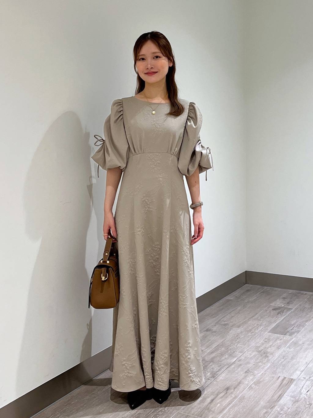 mysty womanのパワショルジャガードワンピースを使ったコーディネートを紹介します。｜Rakuten Fashion(楽天ファッション／旧楽天ブランドアベニュー)5709772