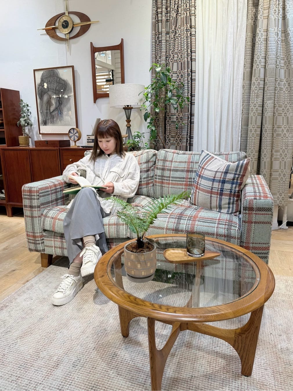 journal standard FurnitureのSERVING TRAY サービングトレイ トレーを使ったコーディネートを紹介します。｜Rakuten Fashion(楽天ファッション／旧楽天ブランドアベニュー)5711009