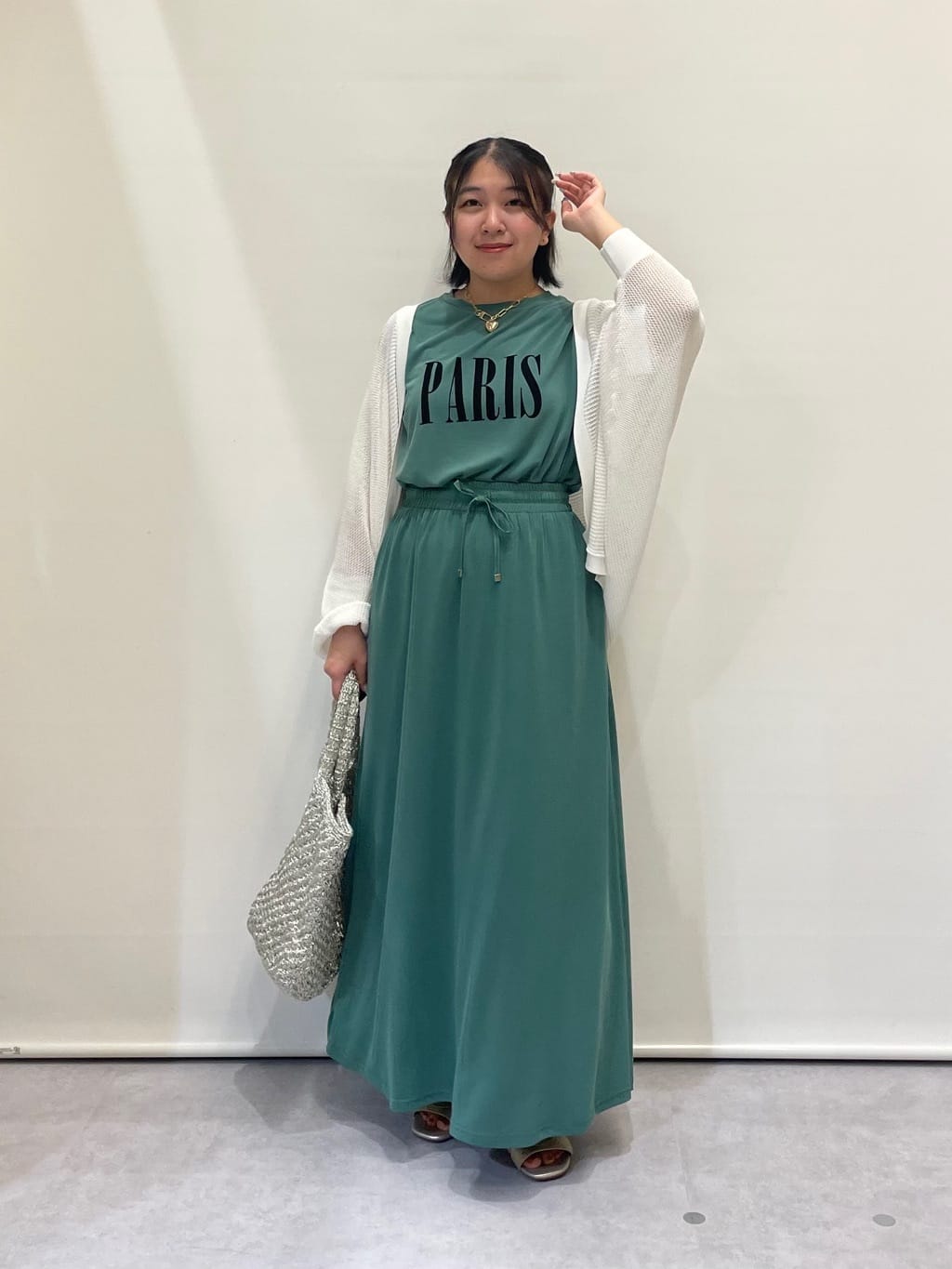 Vinのドルマンスリーブメッシュカーディガンを使ったコーディネートを紹介します。｜Rakuten Fashion(楽天ファッション／旧楽天ブランドアベニュー)5711648