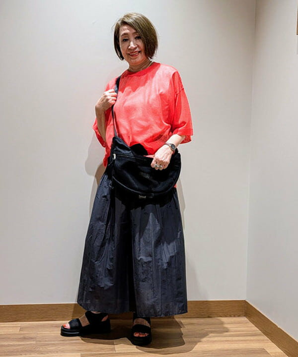 BEAMS HEARTの麻混 シアー ニットTシャツ 25SS レイヤード を使ったコーディネートを紹介します。｜Rakuten Fashion(楽天ファッション／旧楽天ブランドアベニュー)5718116