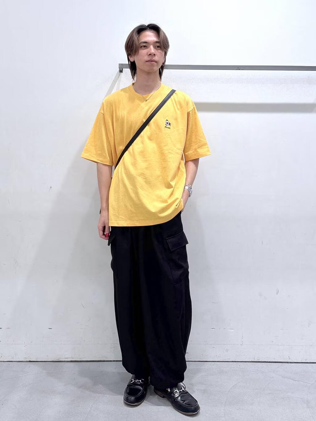 LAKOLEのオバケ刺繍半袖Tを使ったコーディネートを紹介します。｜Rakuten Fashion(楽天ファッション／旧楽天ブランドアベニュー)5722361