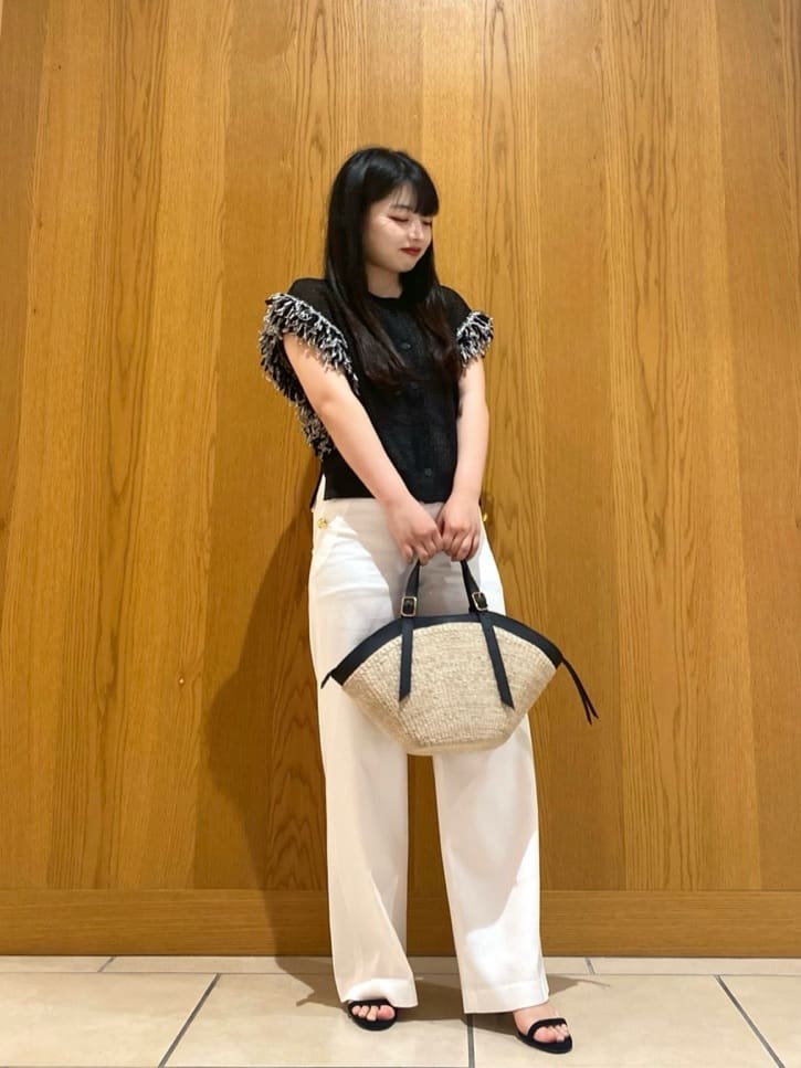allurevilleのフリンジスリーブ2WAY プルオーバーを使った
