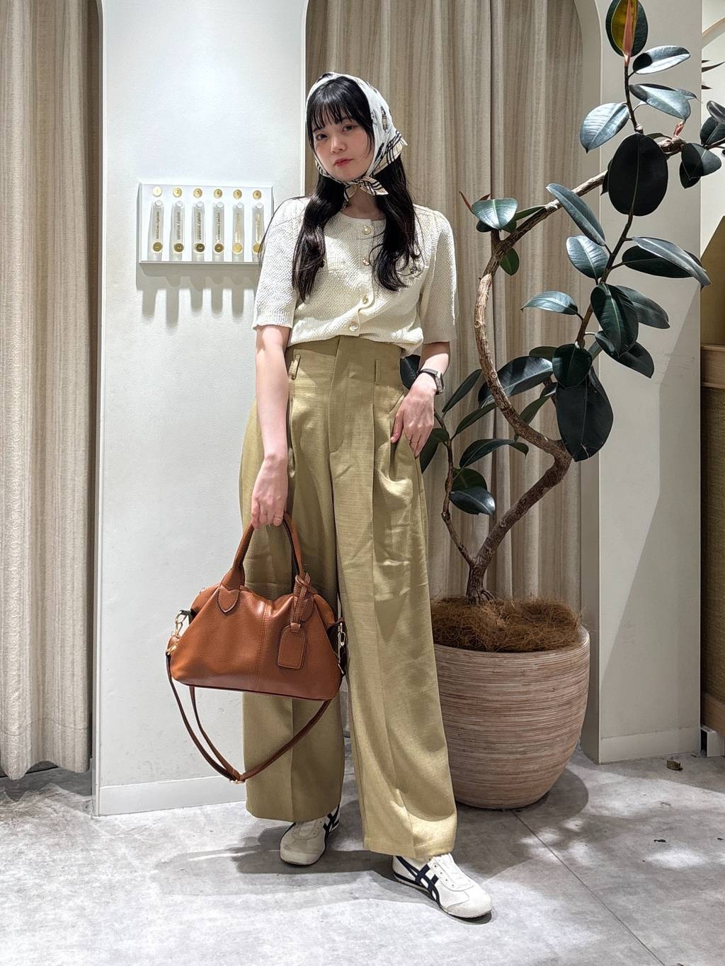 mysty womanのサマーツイードライクカーディガンSSを使ったコーディネートを紹介します。｜Rakuten Fashion(楽天ファッション／旧楽天ブランドアベニュー)5736042