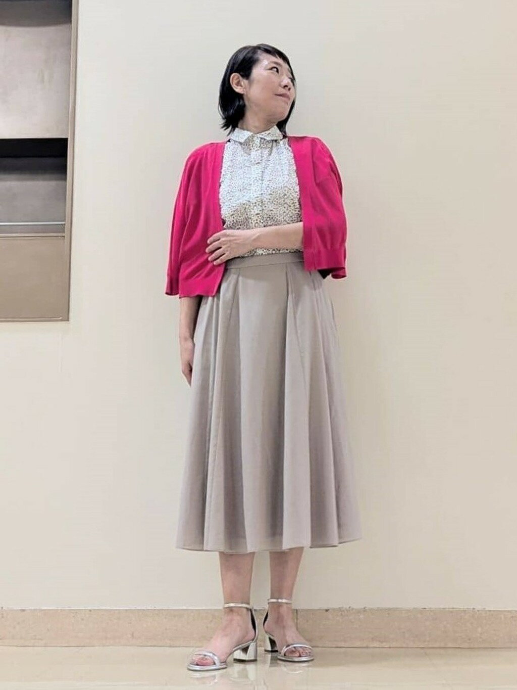 AMACAのシャイニーコットン混ボレロを使ったコーディネートを紹介します。｜Rakuten Fashion(楽天ファッション／旧楽天ブランドアベニュー)5736757