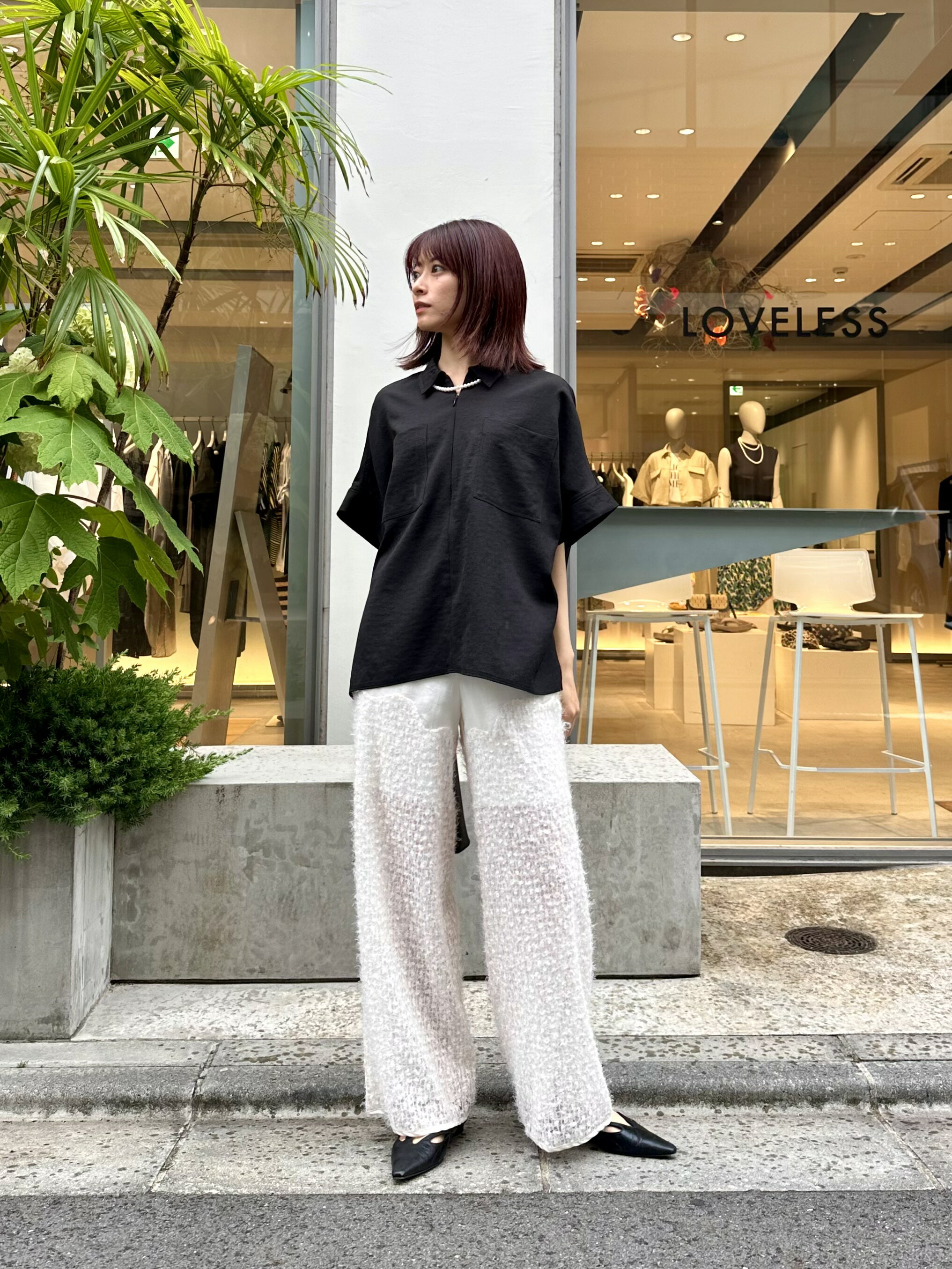 LOVELESSのフェザースパンコールパンツを使ったコーディネートを紹介します。｜Rakuten Fashion(楽天ファッション／旧楽天ブランドアベニュー)5738698