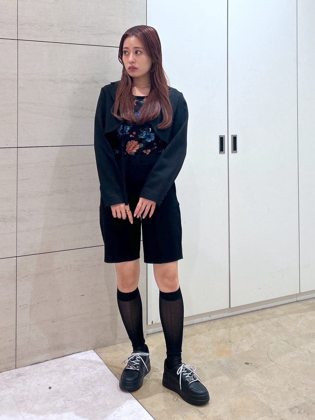 STACCATOのSTJ10th limited sneakersを使ったコーディネートを紹介します。｜Rakuten Fashion(楽天ファッション／旧楽天ブランドアベニュー)5739551