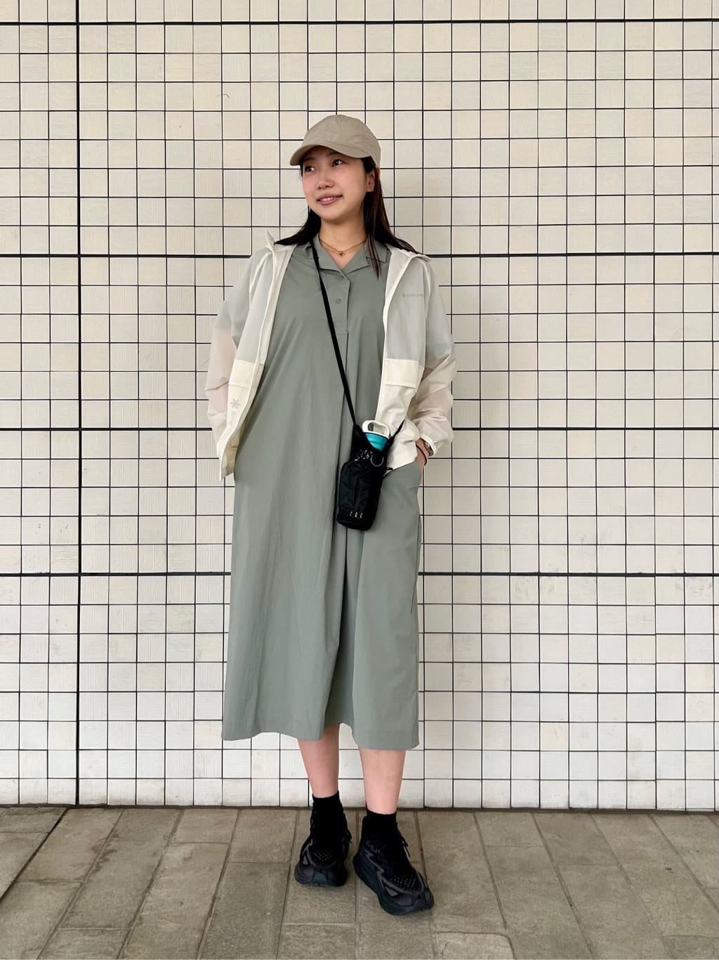 Snow PeakのCooling Root Collared Dressを使ったコーディネートを紹介します。｜Rakuten Fashion(楽天ファッション／旧楽天ブランドアベニュー)5741588
