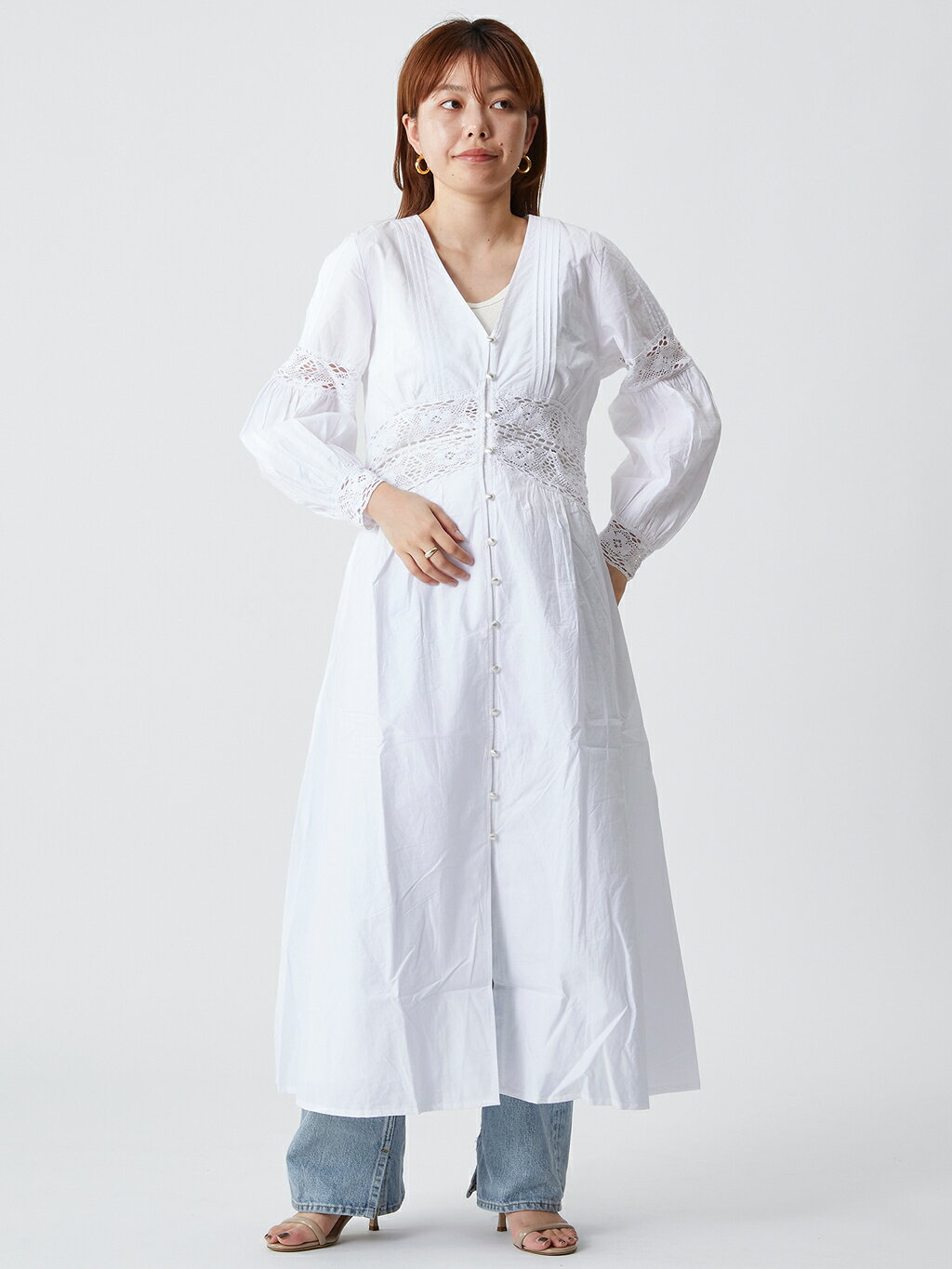 1er Arrondissementの<SARA MALLIKA (サラマリカ)>コットンレースフレアタックドレスを使ったコーディネートを紹介します。｜Rakuten Fashion(楽天ファッション／旧楽天ブランドアベニュー)5753029