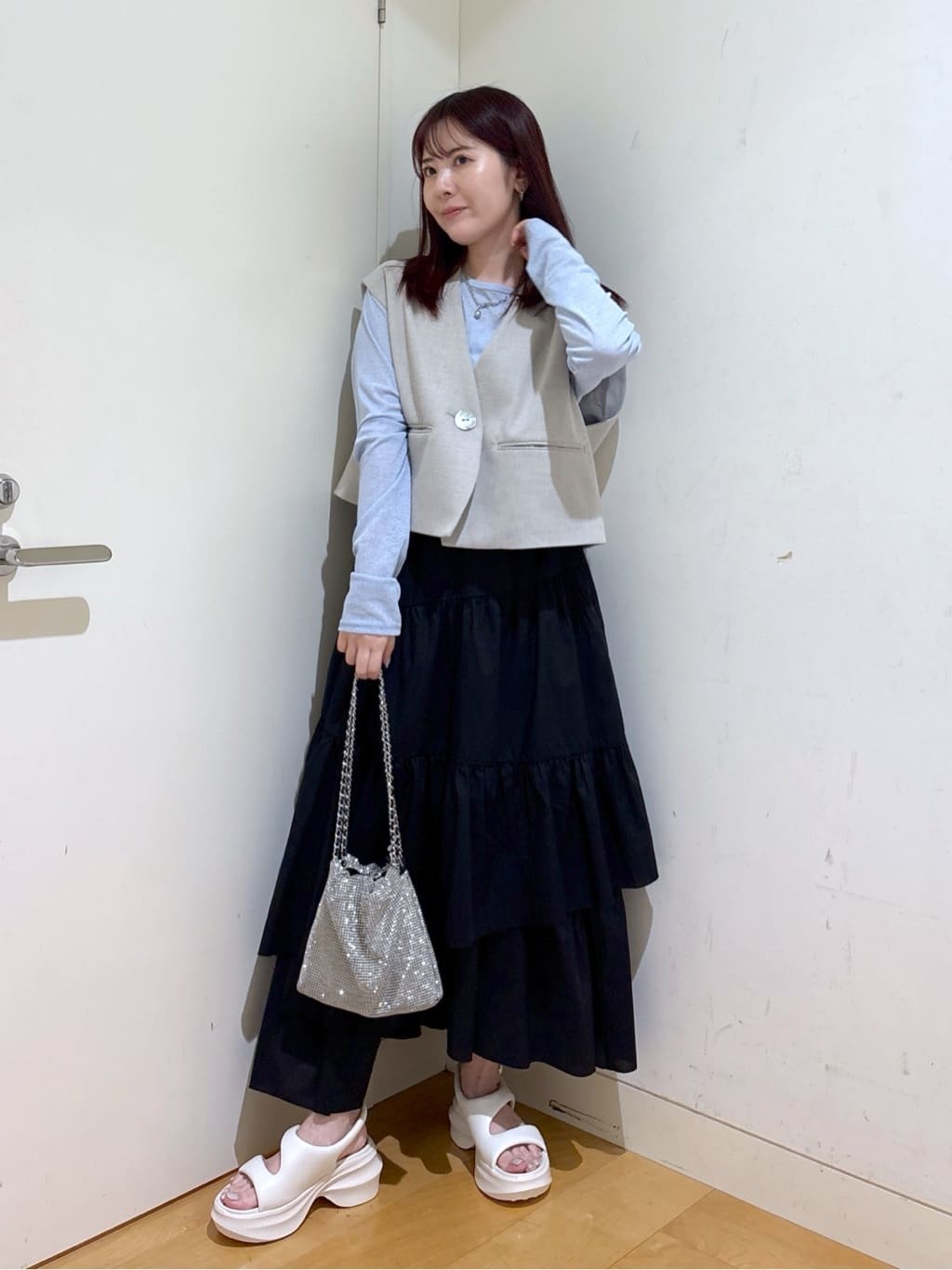 STACCATOのラウンドシェイプスリングサンダルを使ったコーディネートを紹介します。｜Rakuten Fashion(楽天ファッション／旧楽天ブランドアベニュー)5754768